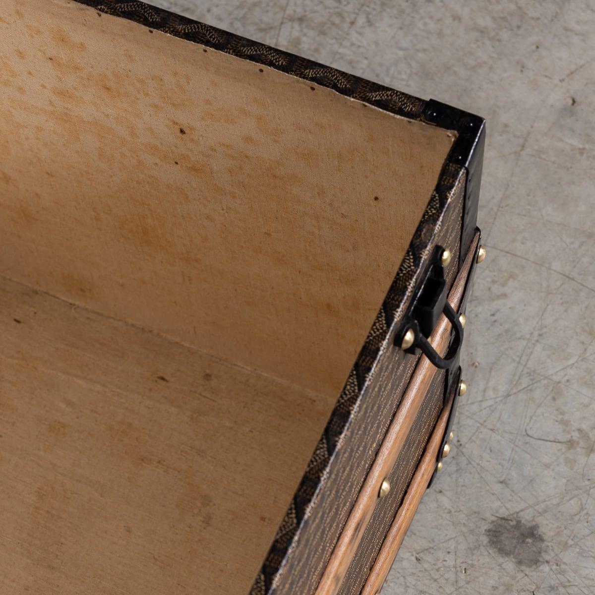 20th Century French Courier Trunk In Chevron Canvas By Goyard, Paris c.1900 10