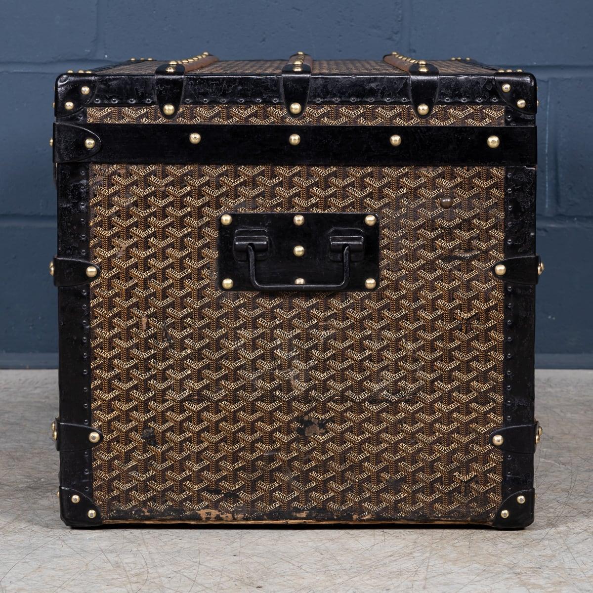 Metal 20th Century French Courier Trunk In Chevron Canvas By Goyard, Paris c.1900