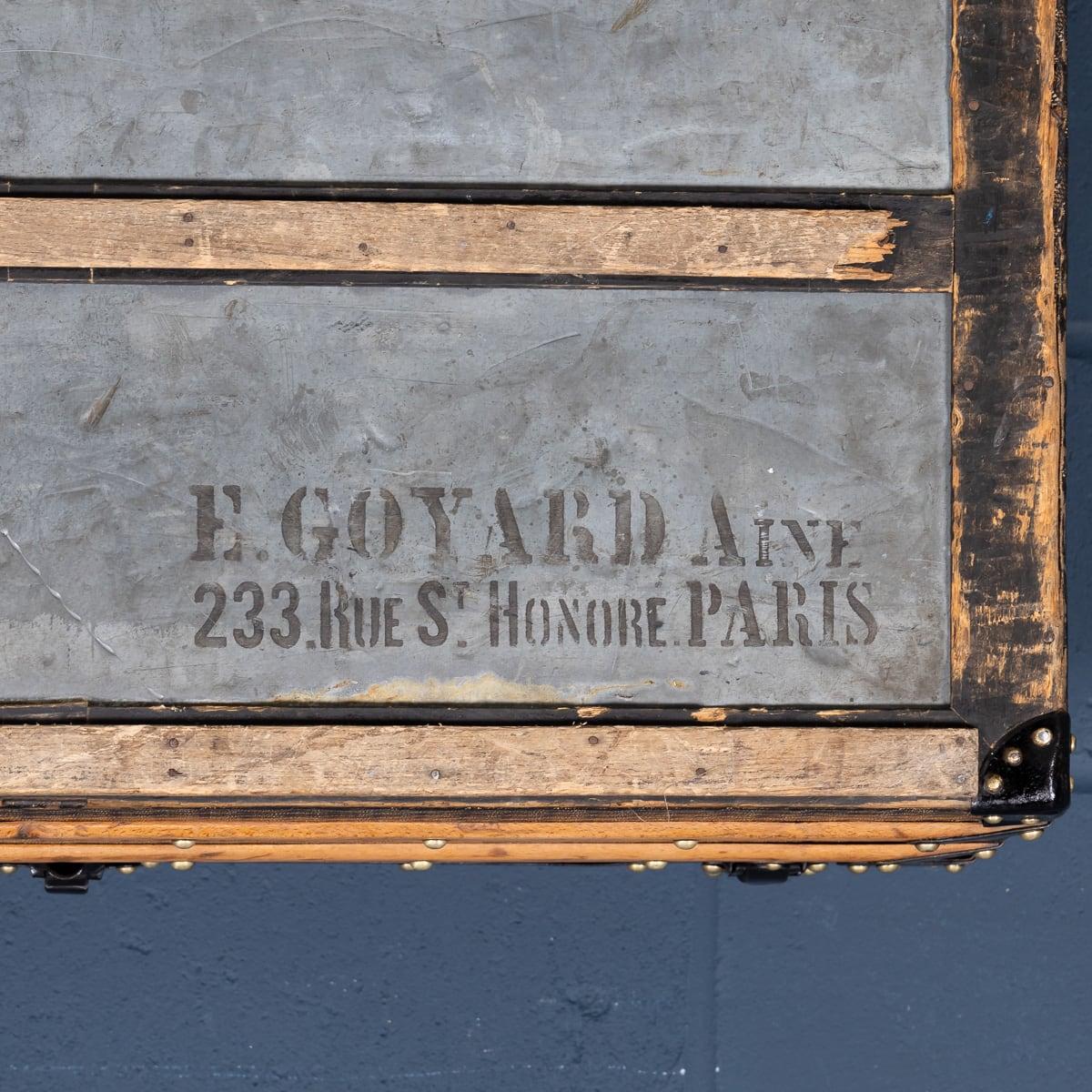 20th Century French Courier Trunk In Chevron Canvas By Goyard, Paris c.1900 3