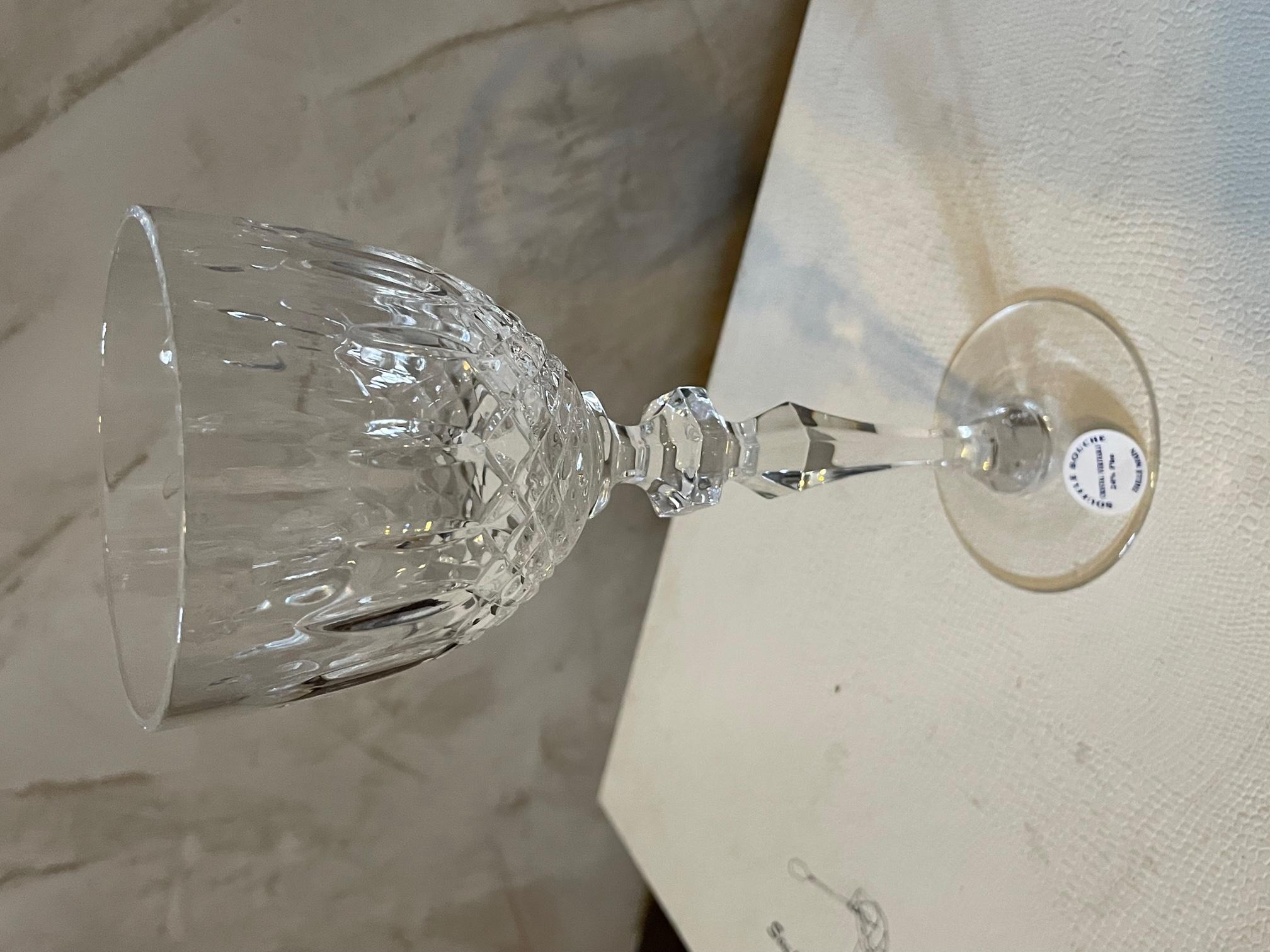 Ensemble de verres et de carafes en cristal français du 20e siècle, années 1950 en vente 6