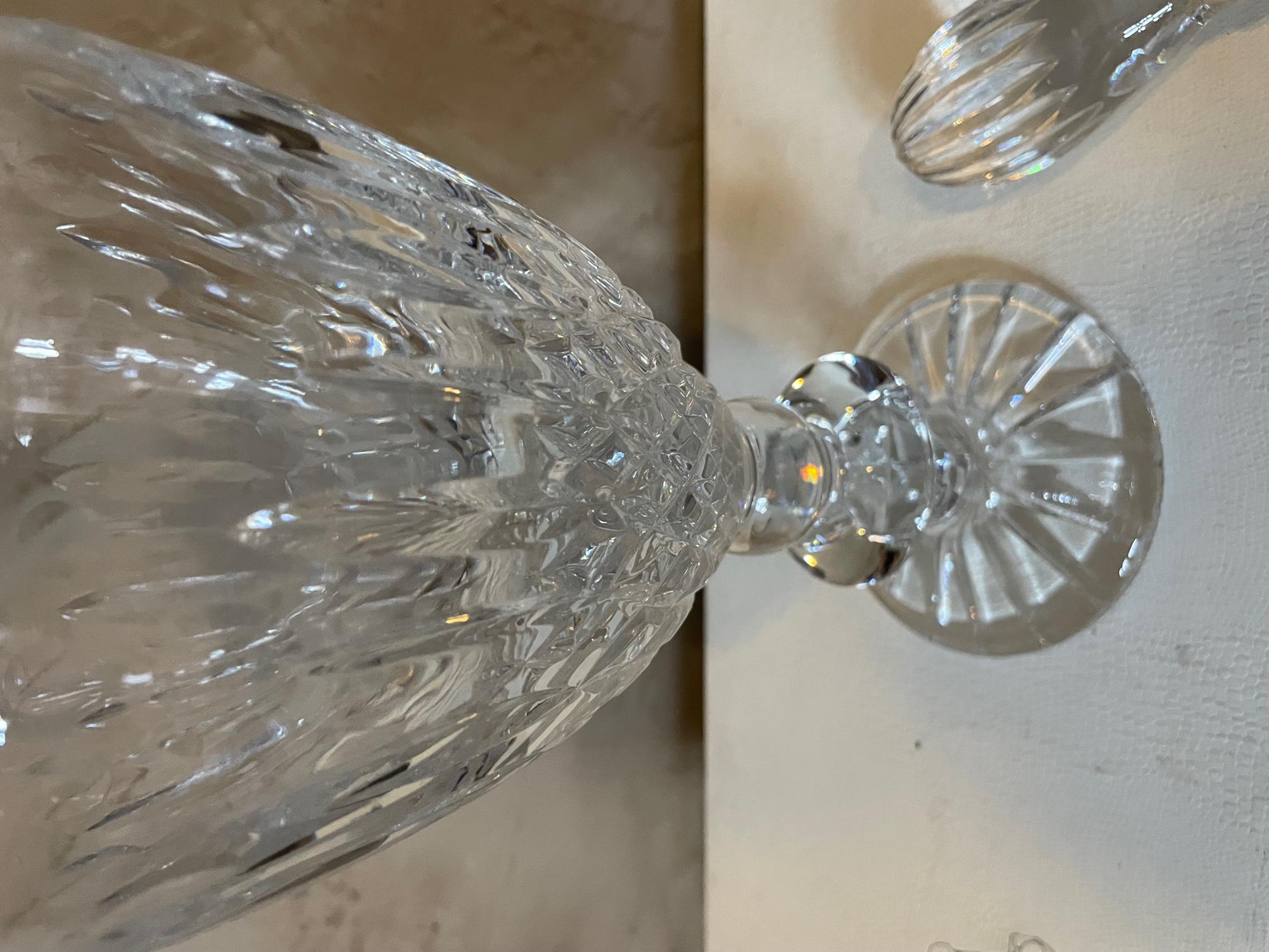 Ensemble de verres et de carafes en cristal français du 20e siècle, années 1950 en vente 10