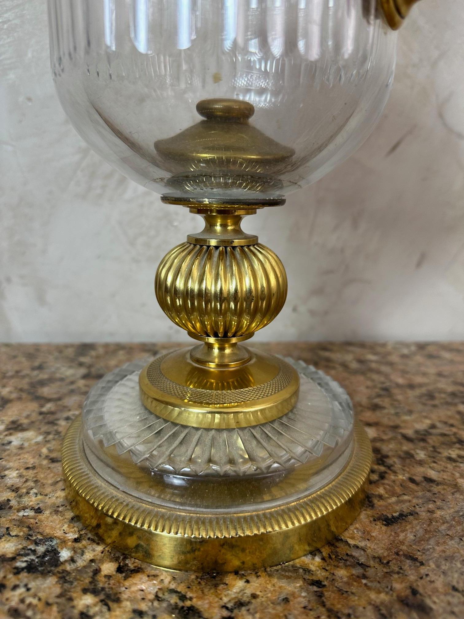 Début du 20ème siècle Fontaine à absinthe en cristal et laiton du 20e siècle, années 1920 en vente