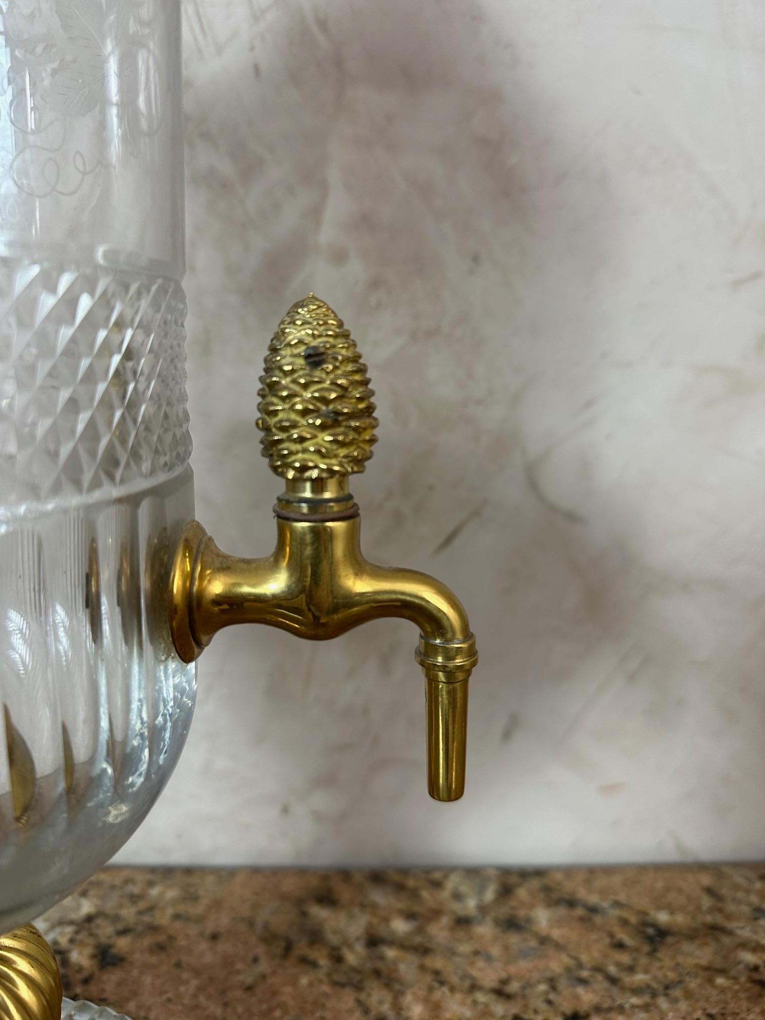 Fontaine à absinthe en cristal et laiton du 20e siècle, années 1920 en vente 1