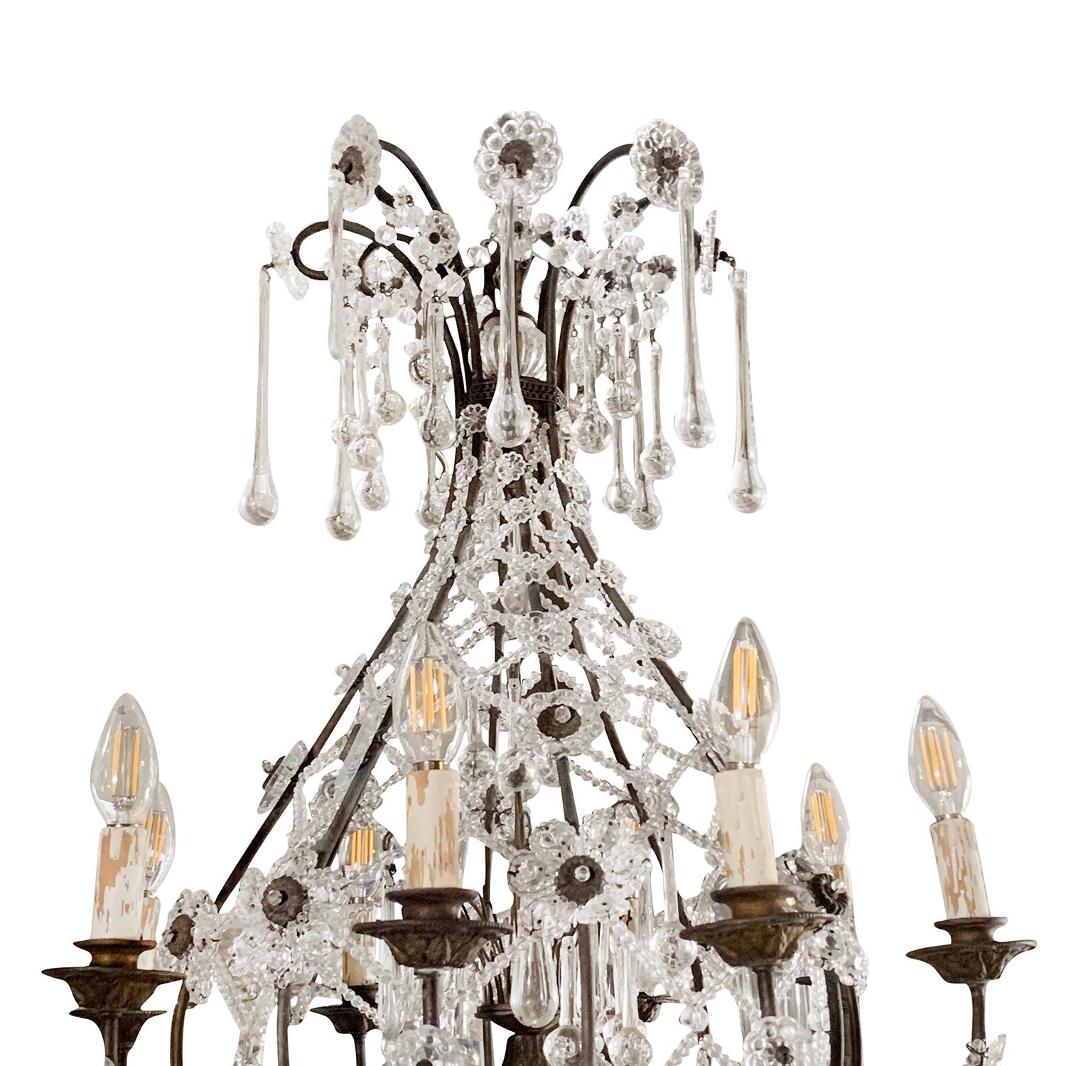 Hand-Crafted 20th Century French Crystal Glass Teardrop Chandelier, Art Deco Ceiling Light For Sale