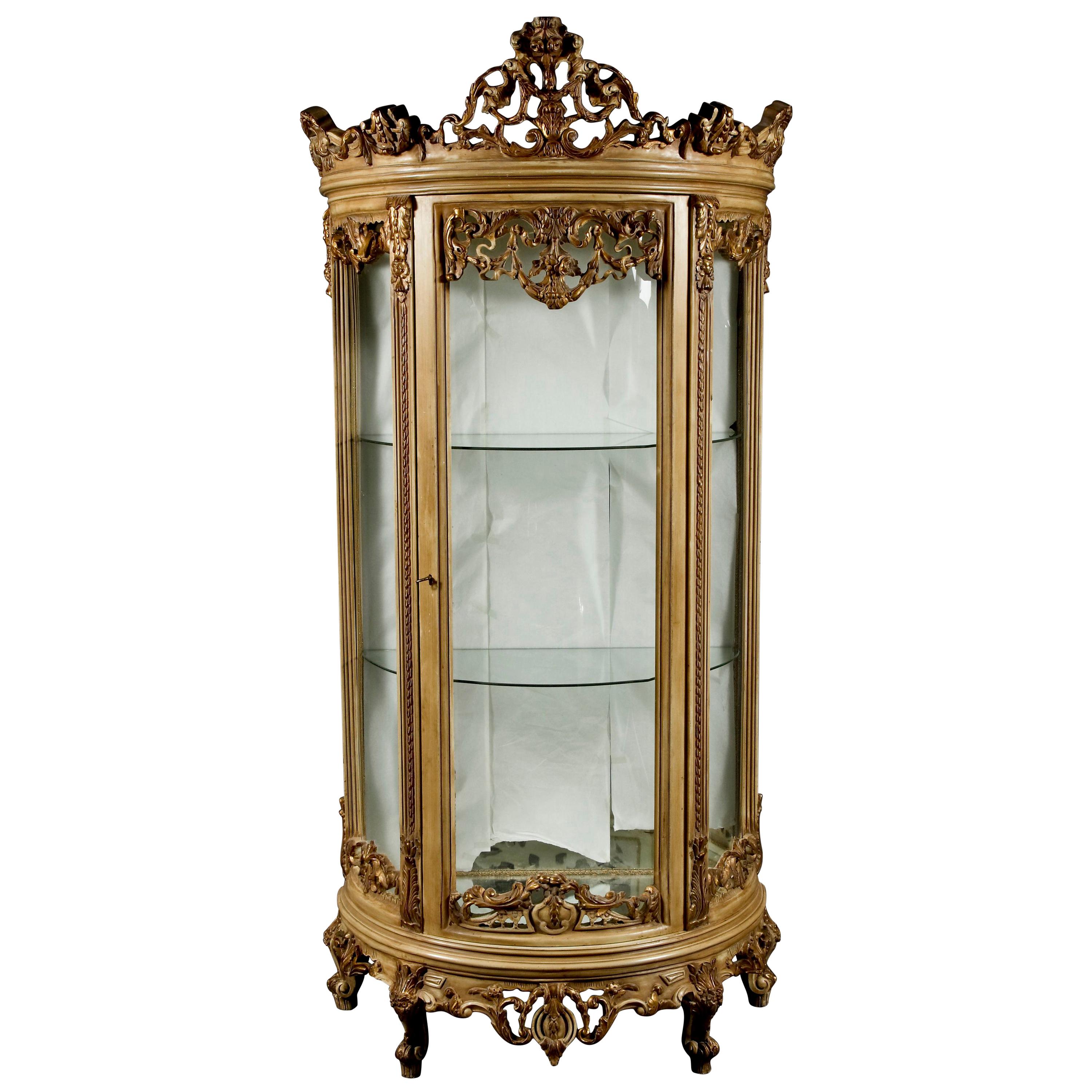 20th Century French Curved-Feet Vitrine For Sale