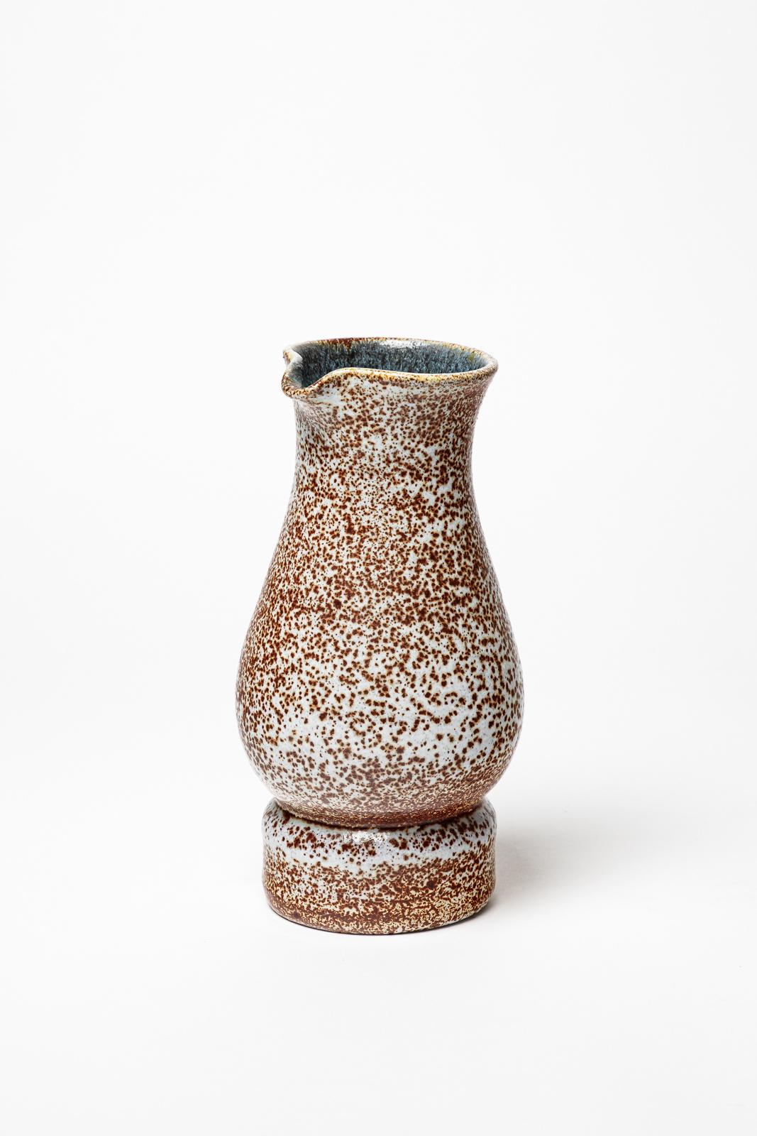 Accolay


Vaso o brocca in ceramica di design del XX secolo

Firmato sotto la base

Condizioni originali perfette

altezza 22 cm
Grande 12 cm