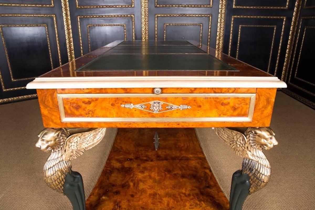 Französischer Schreibtisch oder Bureau-Teller des 20. Jahrhunderts mit Löwen im antiken Empire-Stil im Angebot 3