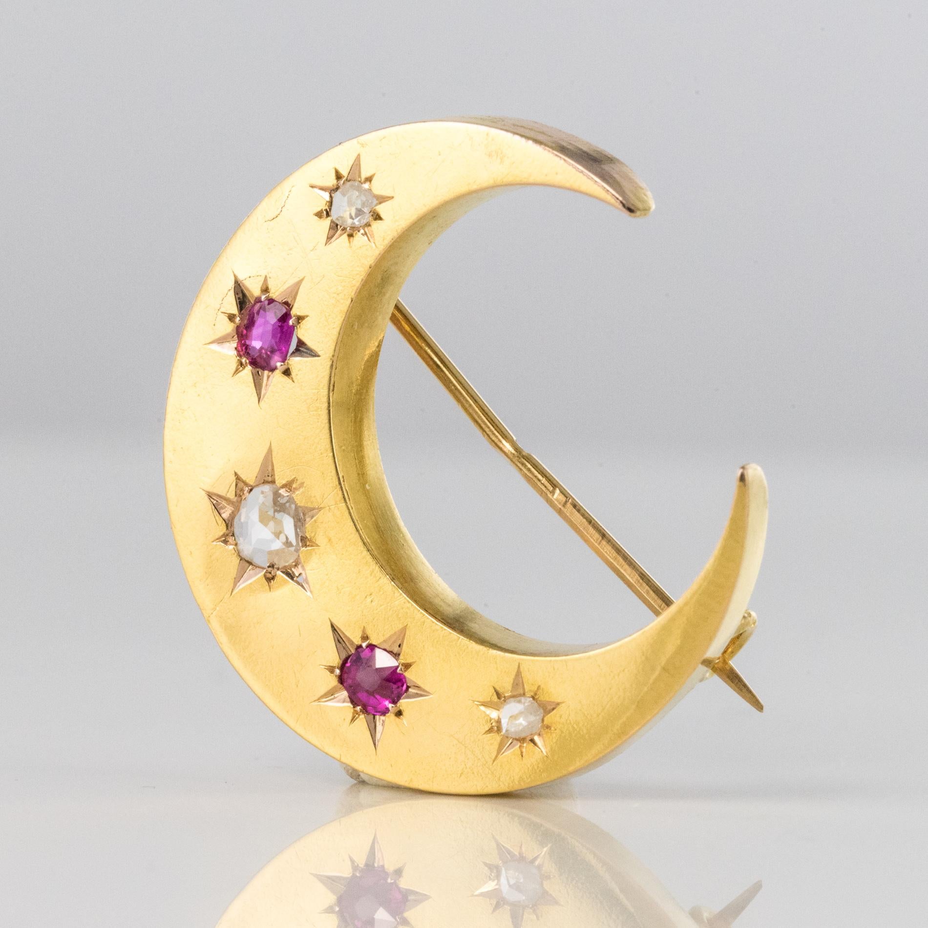 Belle Époque 20th Century French Diamonds Ruby 18 Karat Yellow Gold Moon Brooch For Sale