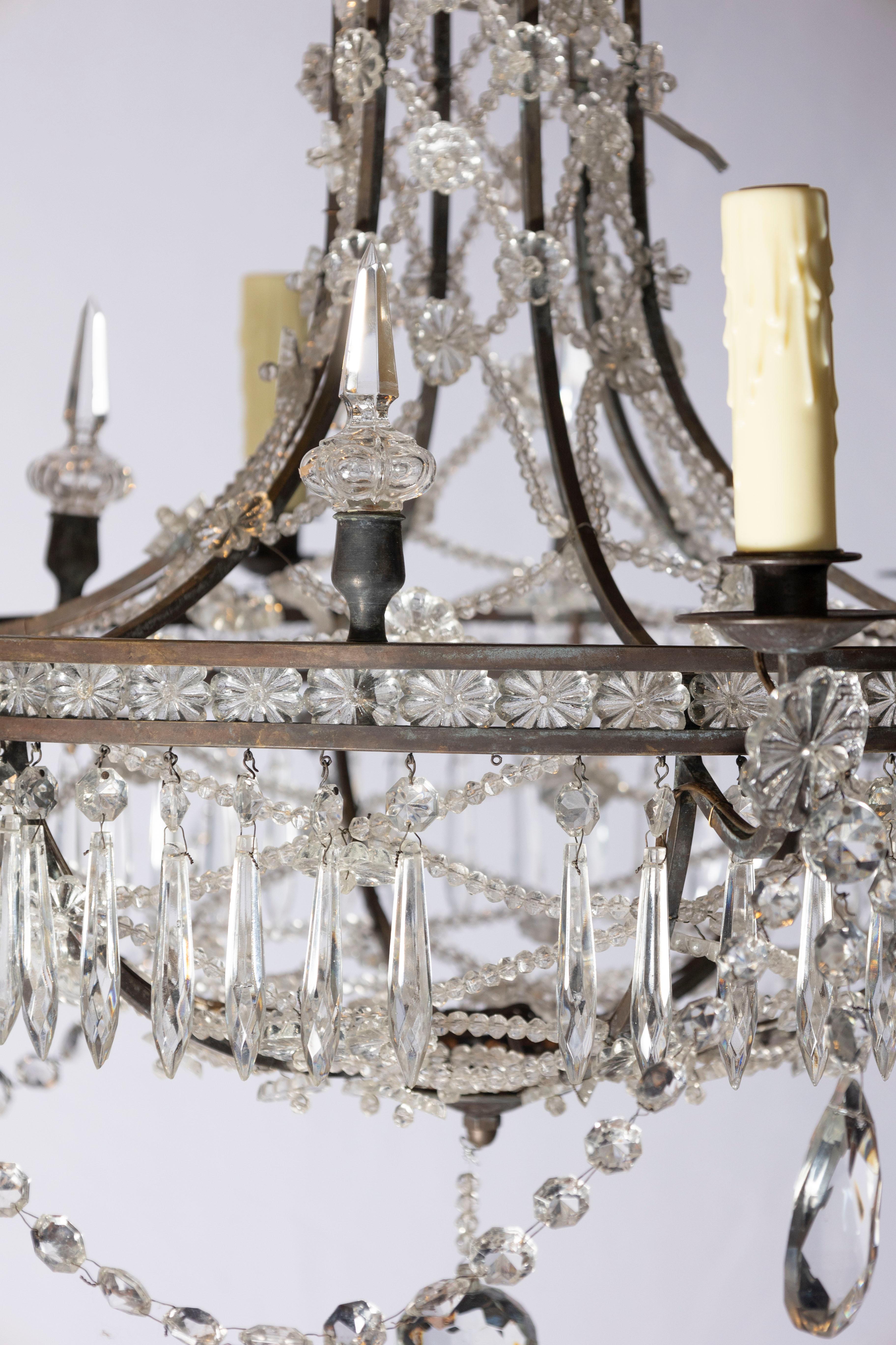Lustre en cristal de style Directoire français du 20e siècle Bon état - En vente à Atlanta, GA
