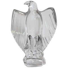 sculpture d'aigle française du 20ème siècle en cristal par Baccarat