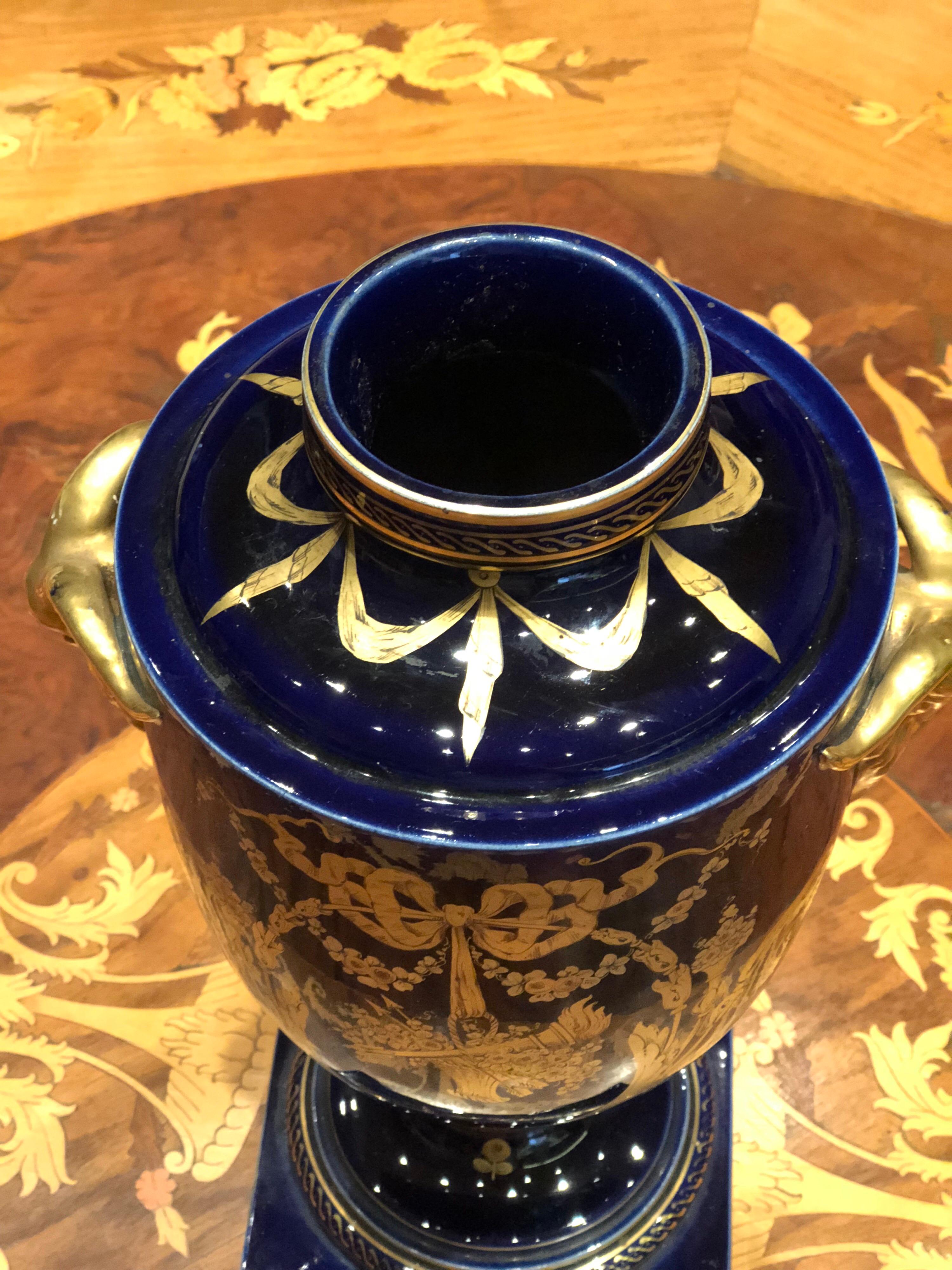 20th Century French Empire Blue Urn Vase with Gold Decoration, Jaget & Pinon For Sale 1