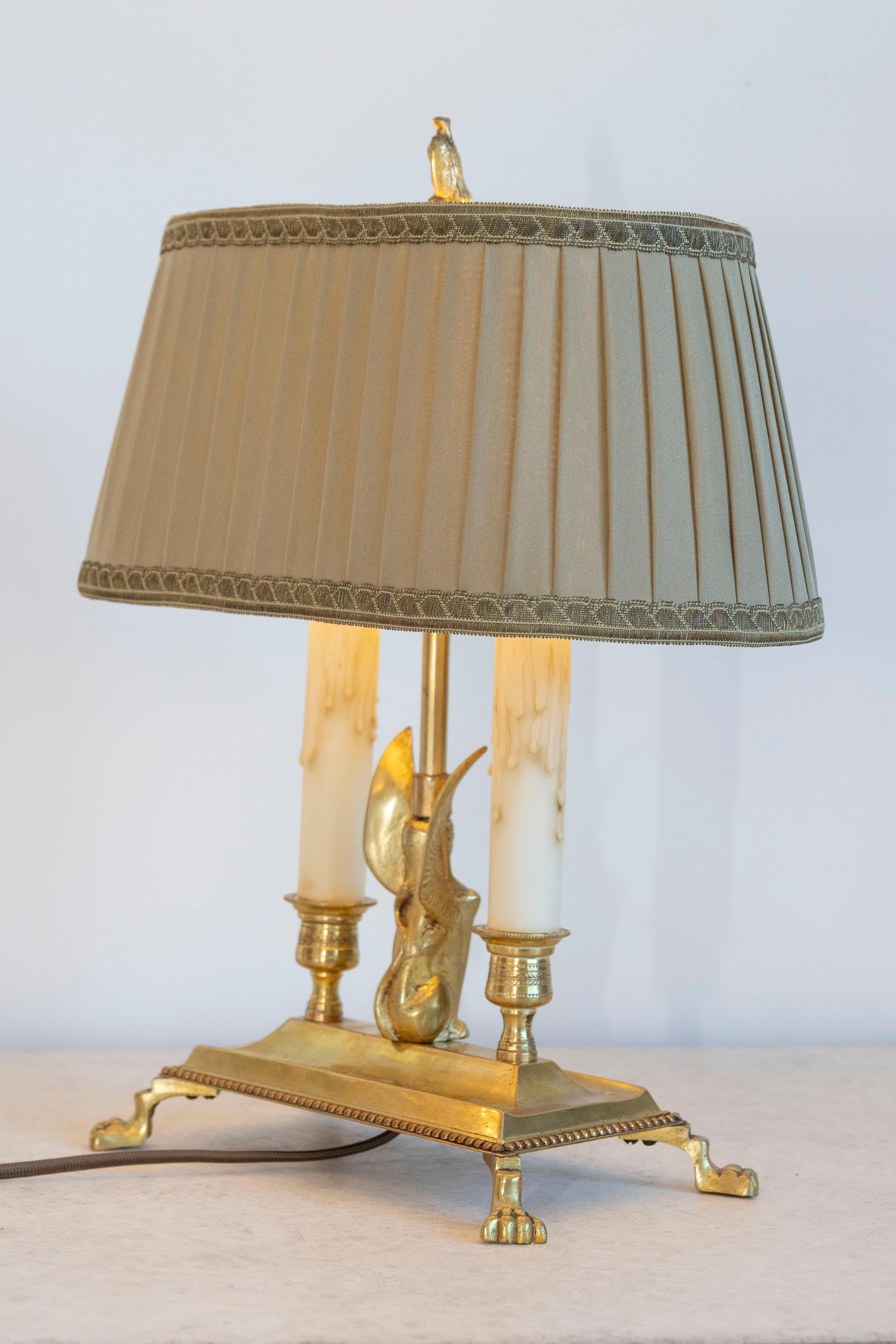 Lampe Bouillotte de style Empire français du 20e siècle avec motif de sphinx en vente 2