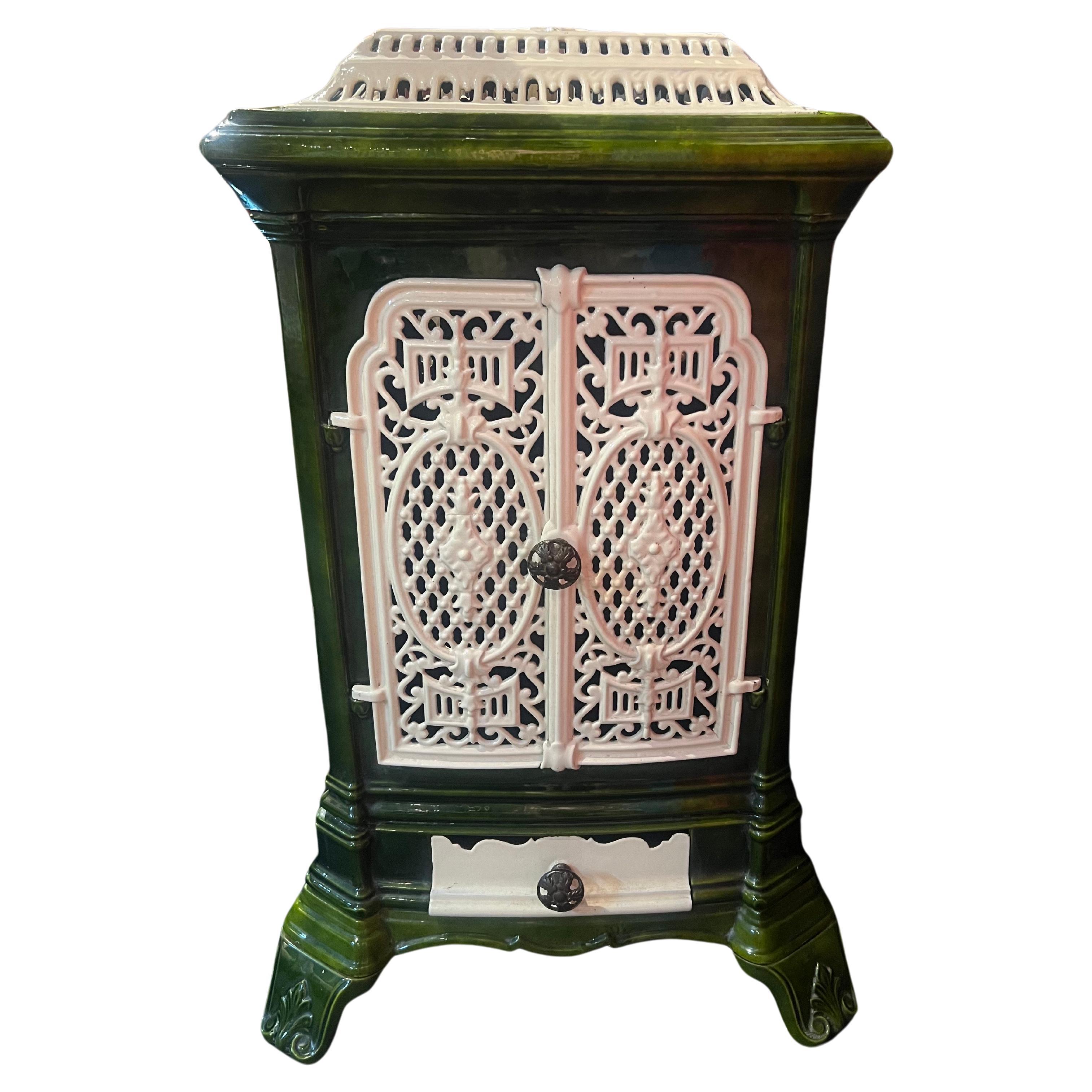 20th Century French Enameled Cast Iron Footed Cover with Stove Inside For Sale