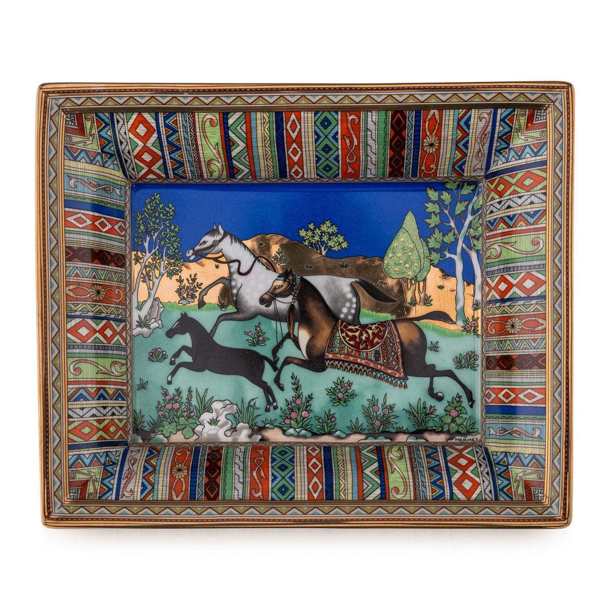 20th Century French Equestrian Theme Ceramic Ash Tray By Hermes 1
