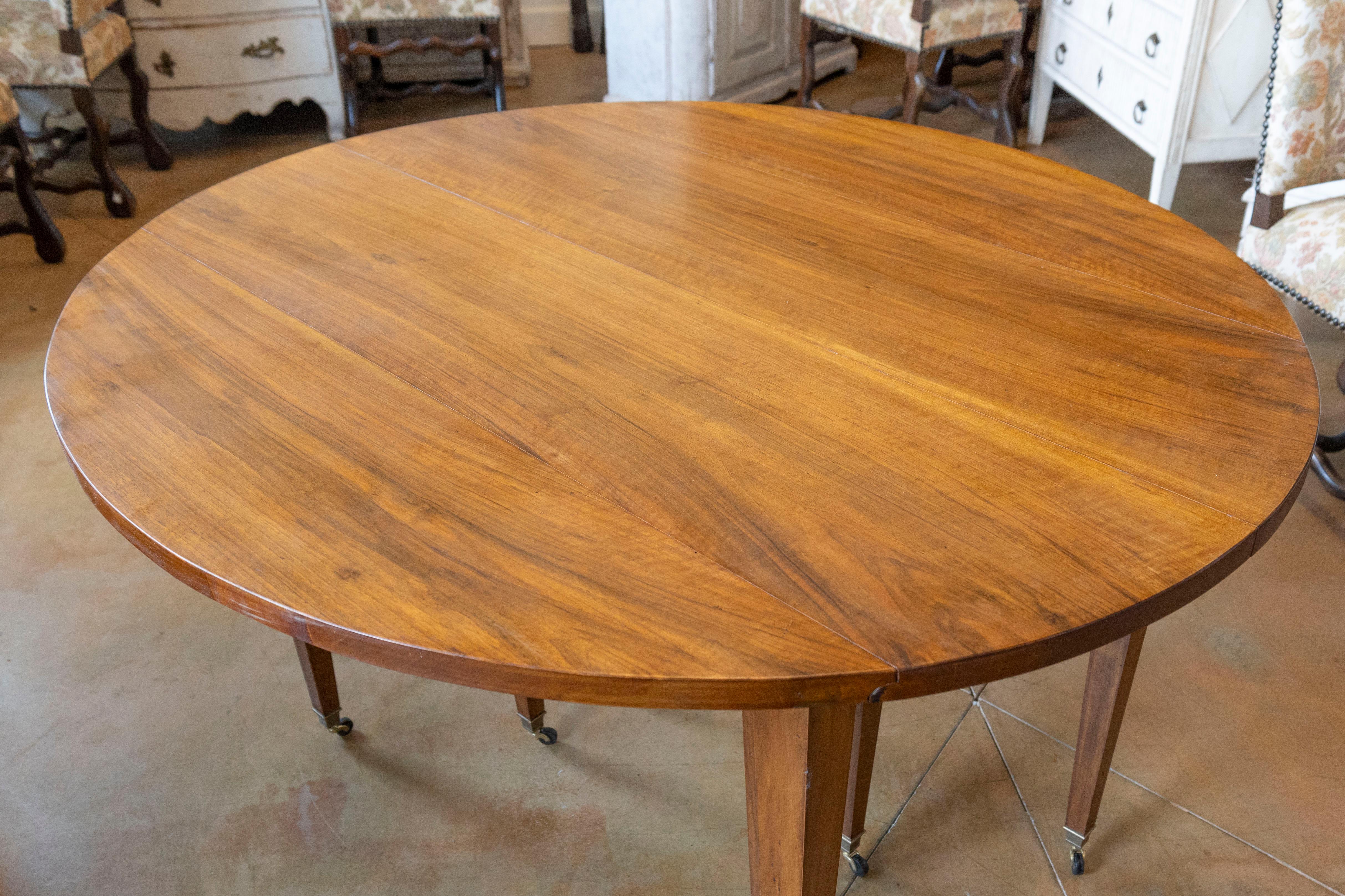 20th Century French Extension Dining Table In Good Condition In Atlanta, GA