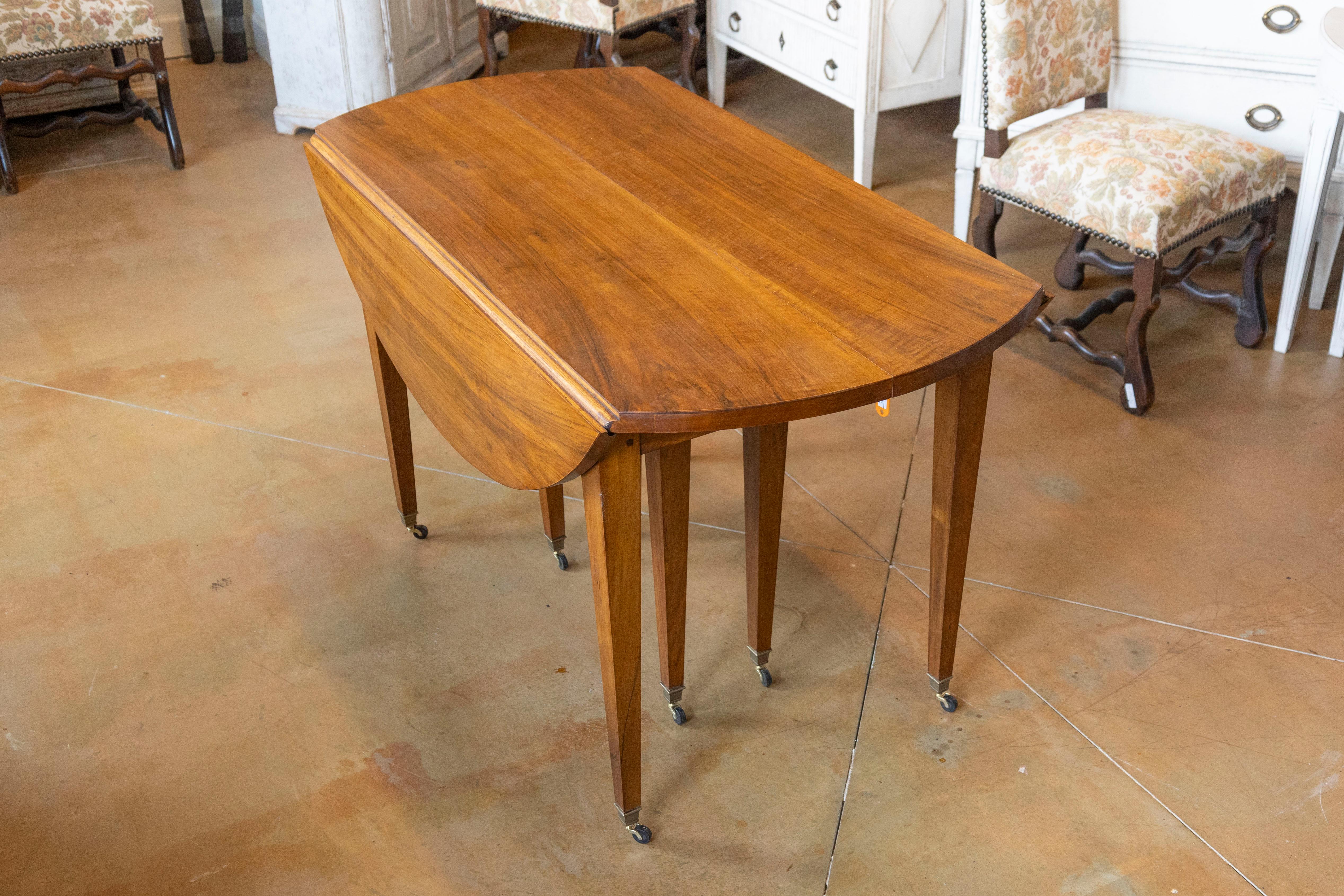 20th Century French Extension Dining Table 2