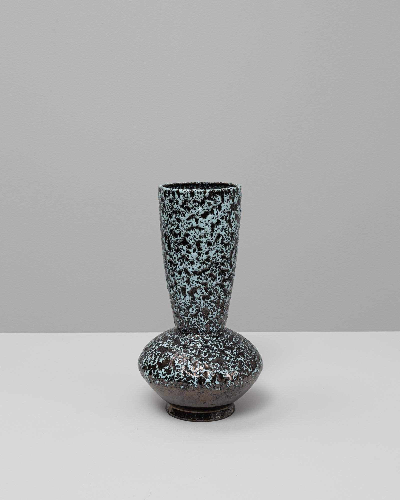 Ceramica Vaso in ceramica lava grassa francese del XX secolo in vendita