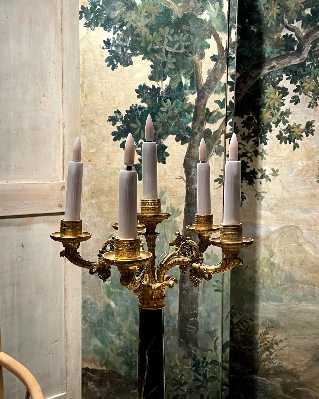 20th Century French Fire-Gilded Bronze and Green Marble Candelabra For Sale 3