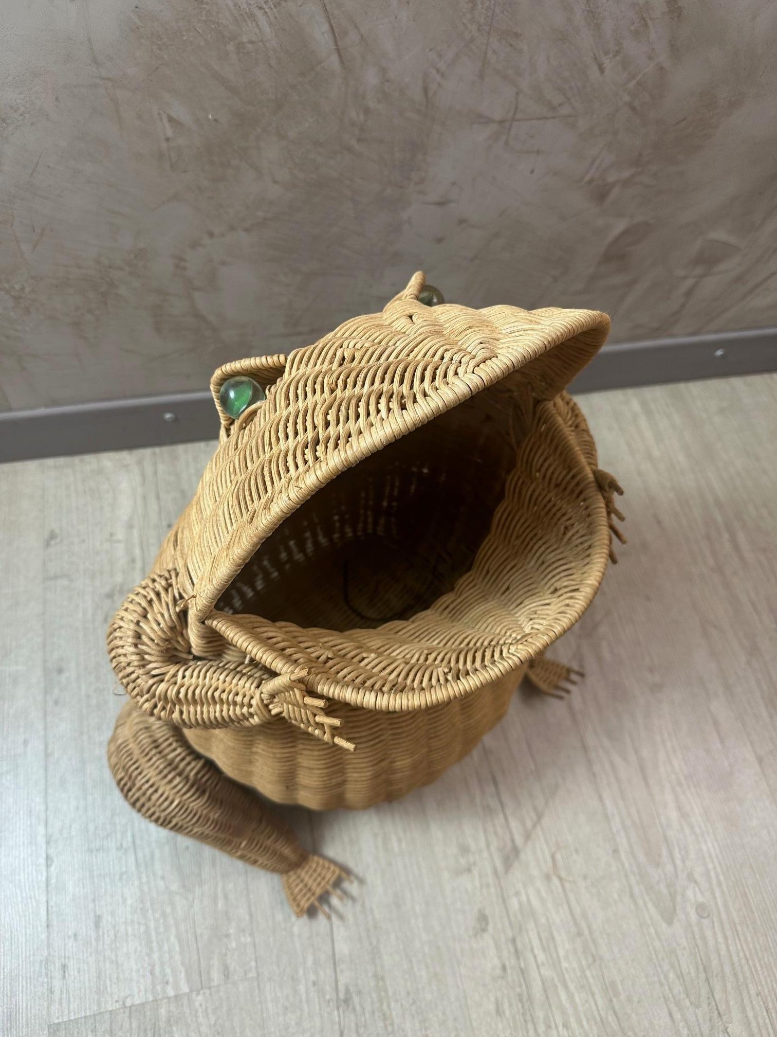 Late 20th Century 20th century French Frog Wicker Basket by Olivier Cajan, 1970s