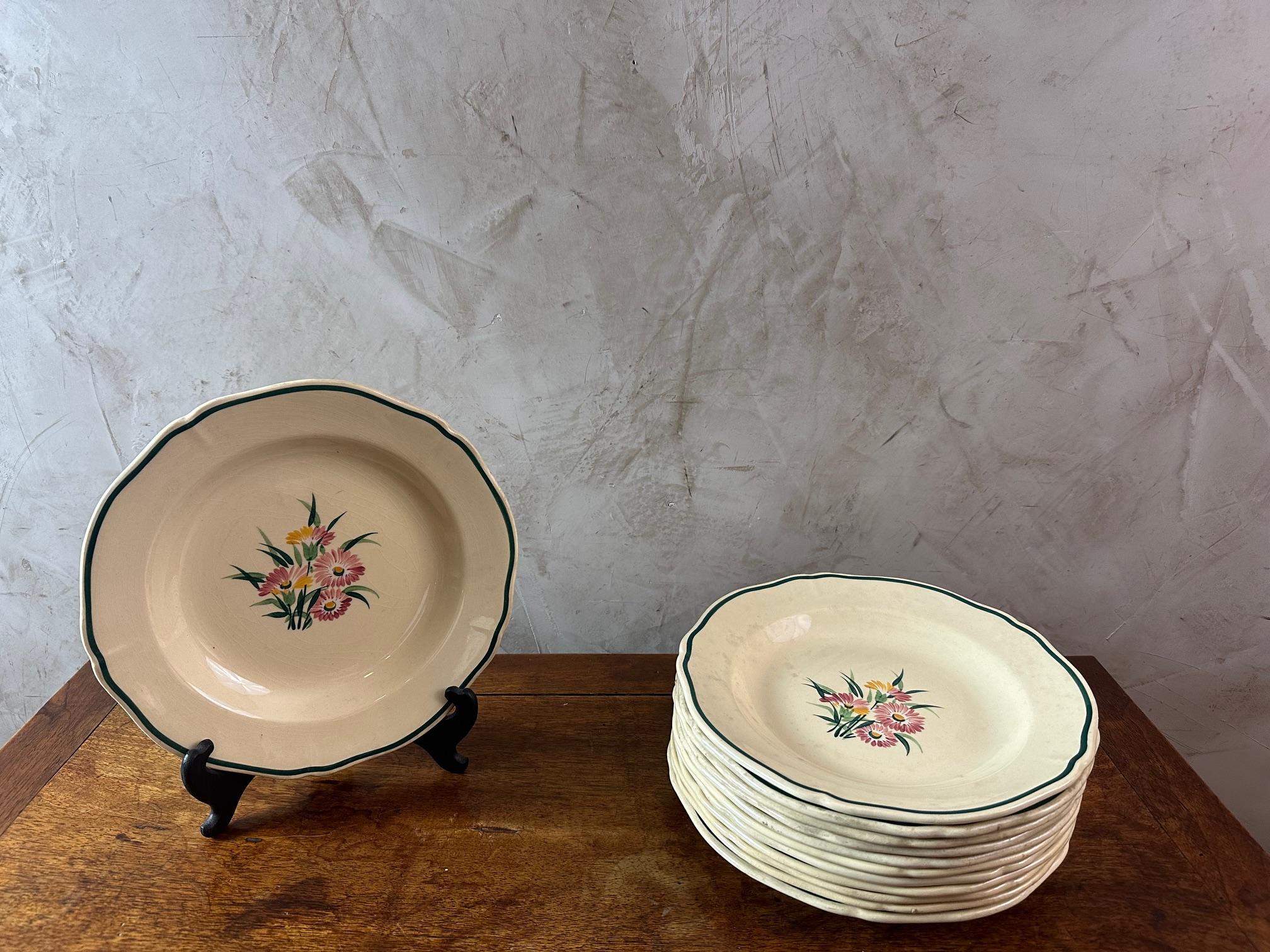 Service peint à la main de la manufacture française de Gien du 20e siècle, années 1940 en vente 1