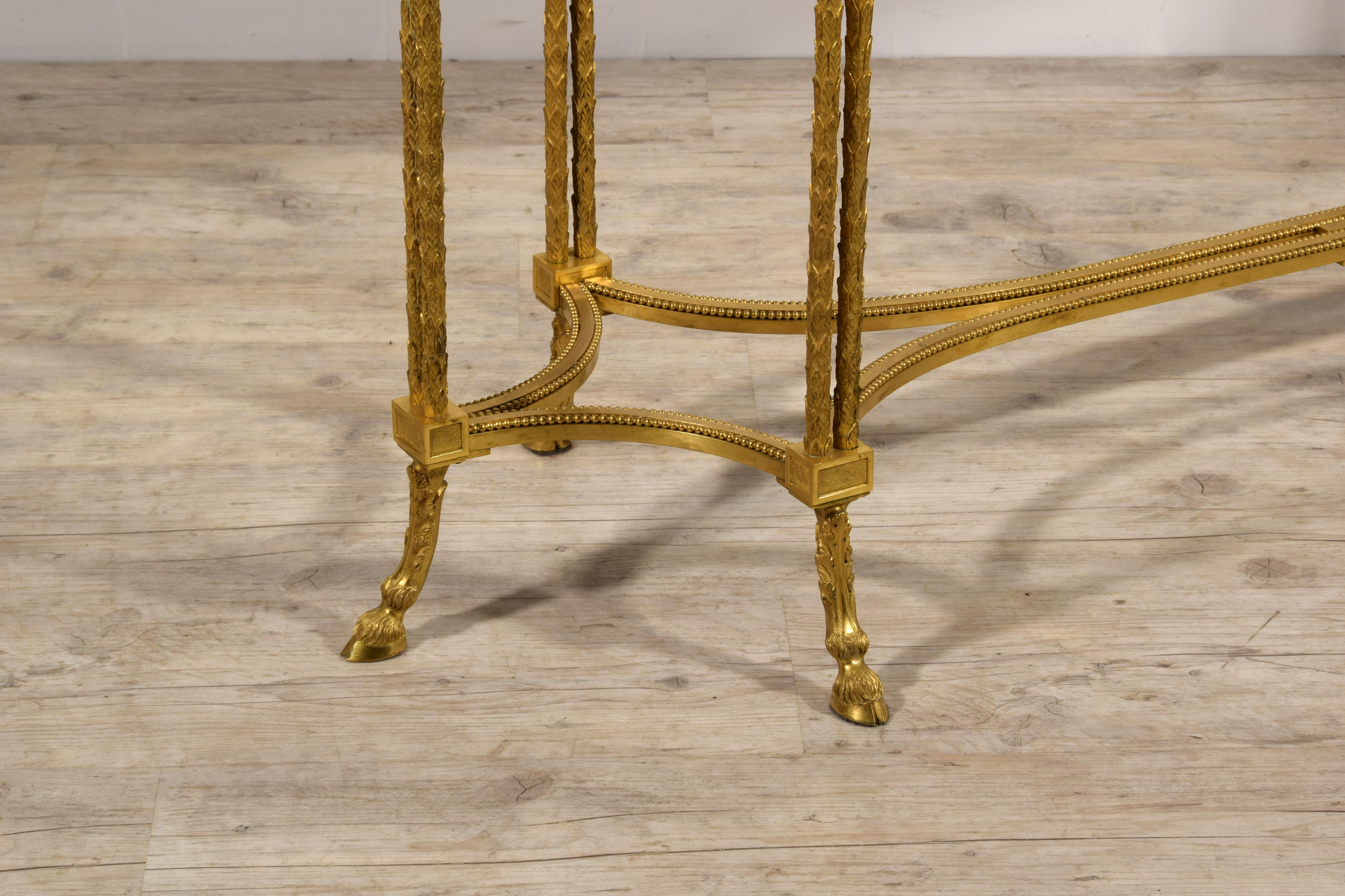 20e siècle, Table console en bronze doré de la Maison Baguès.  en vente 2
