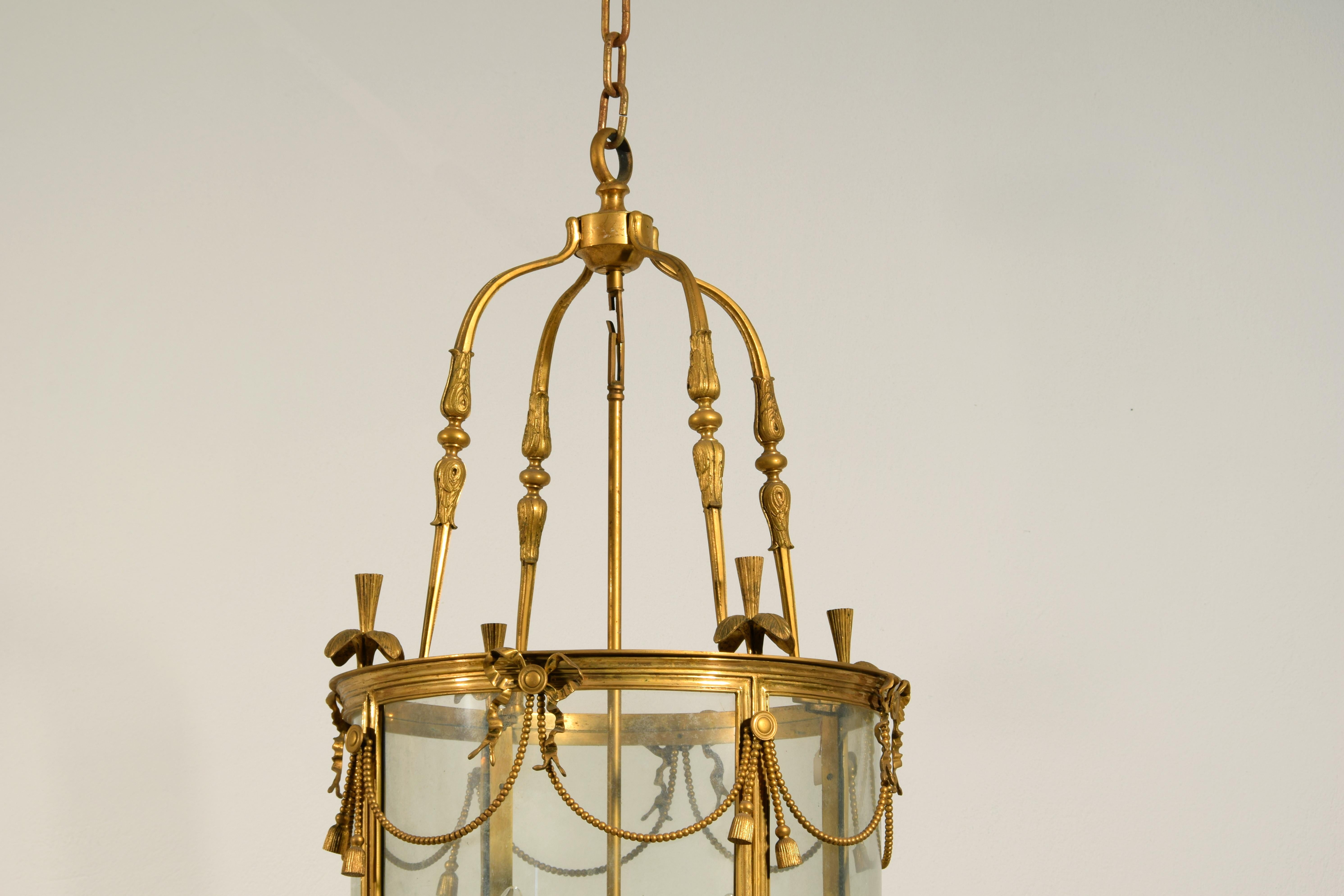 20th century, French Gilt Bronze Four Lights Lantern Chandelier For Sale 8