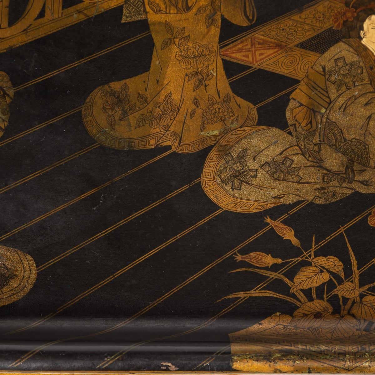 Französischer Lacktisch aus vergoldetem Holz und japanischem Stil des 20. Jahrhunderts mit Tablett, um 1880 im Angebot 10