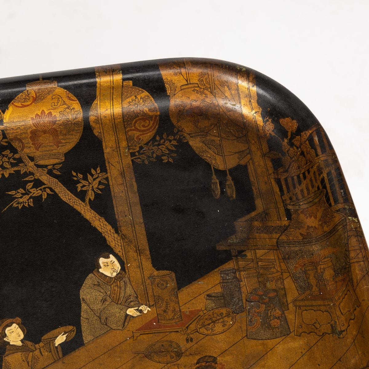 Französischer Lacktisch aus vergoldetem Holz und japanischem Stil des 20. Jahrhunderts mit Tablett, um 1880 im Angebot 13