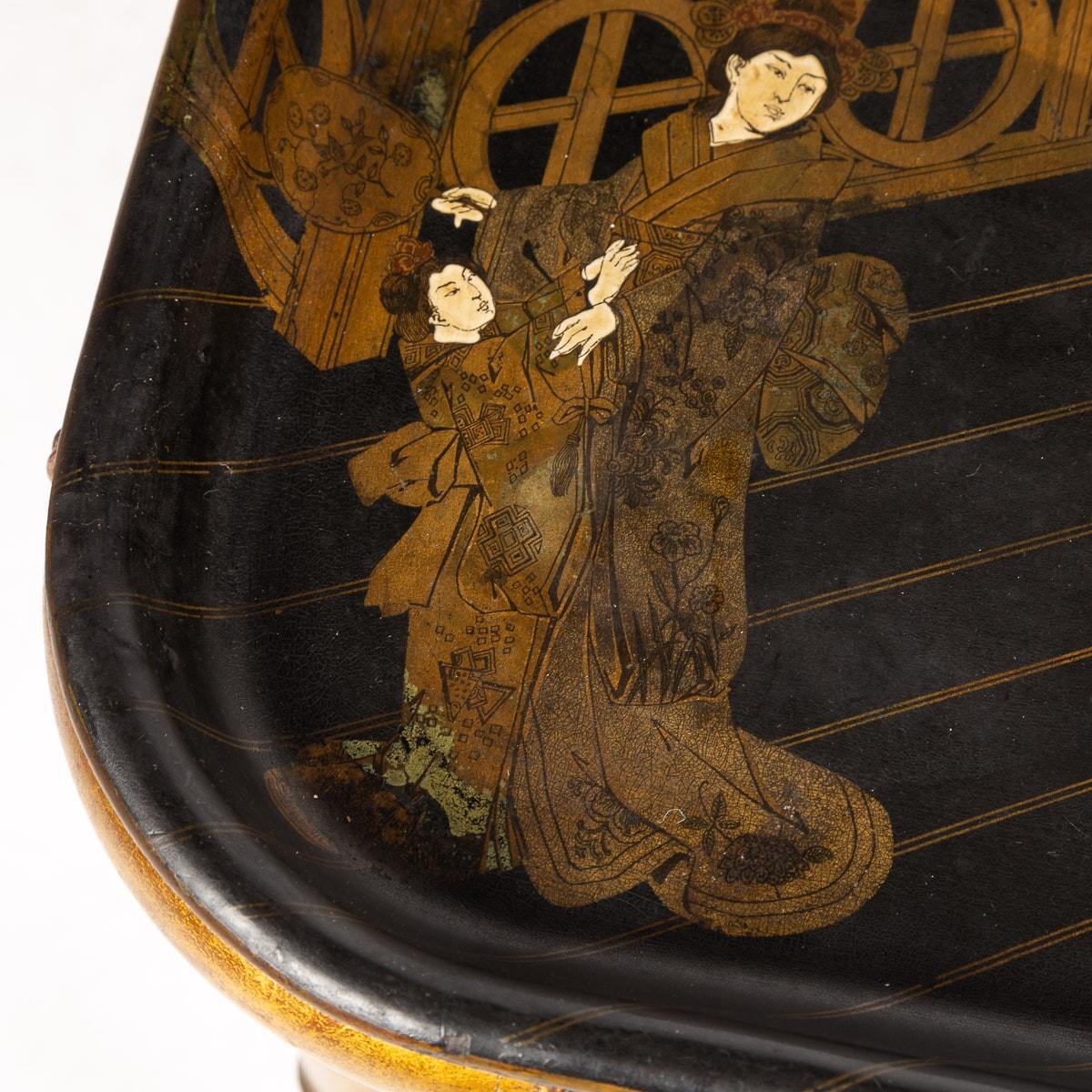 Französischer Lacktisch aus vergoldetem Holz und japanischem Stil des 20. Jahrhunderts mit Tablett, um 1880 im Angebot 5