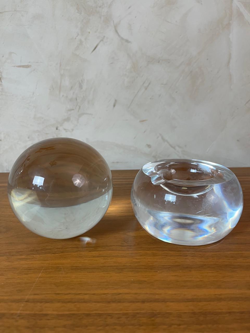 20th century French Glass Ball and Its base in the style of Baccarat, 1930s For Sale 8