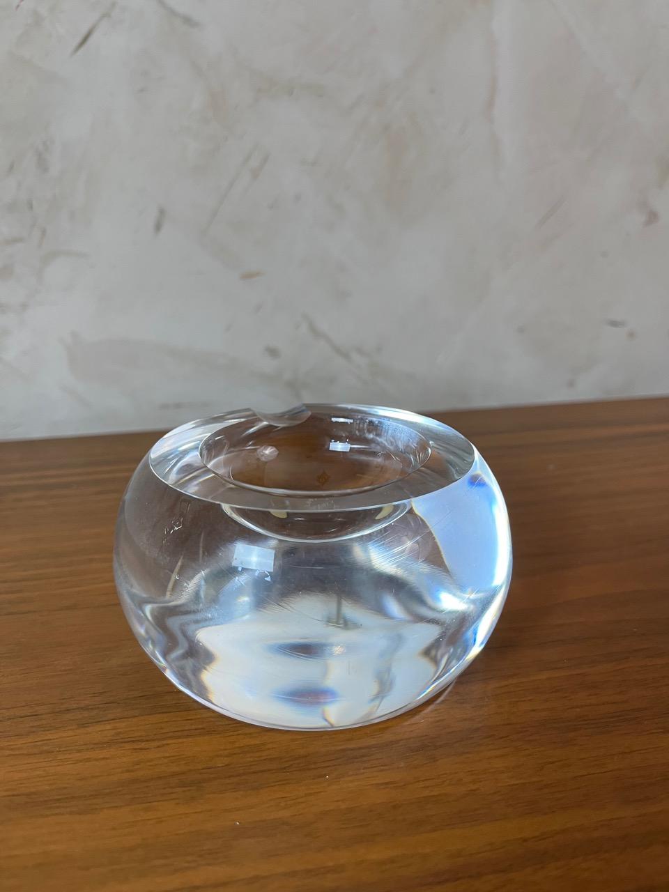 20th century French Glass Ball and Its base in the style of Baccarat, 1930s For Sale 4