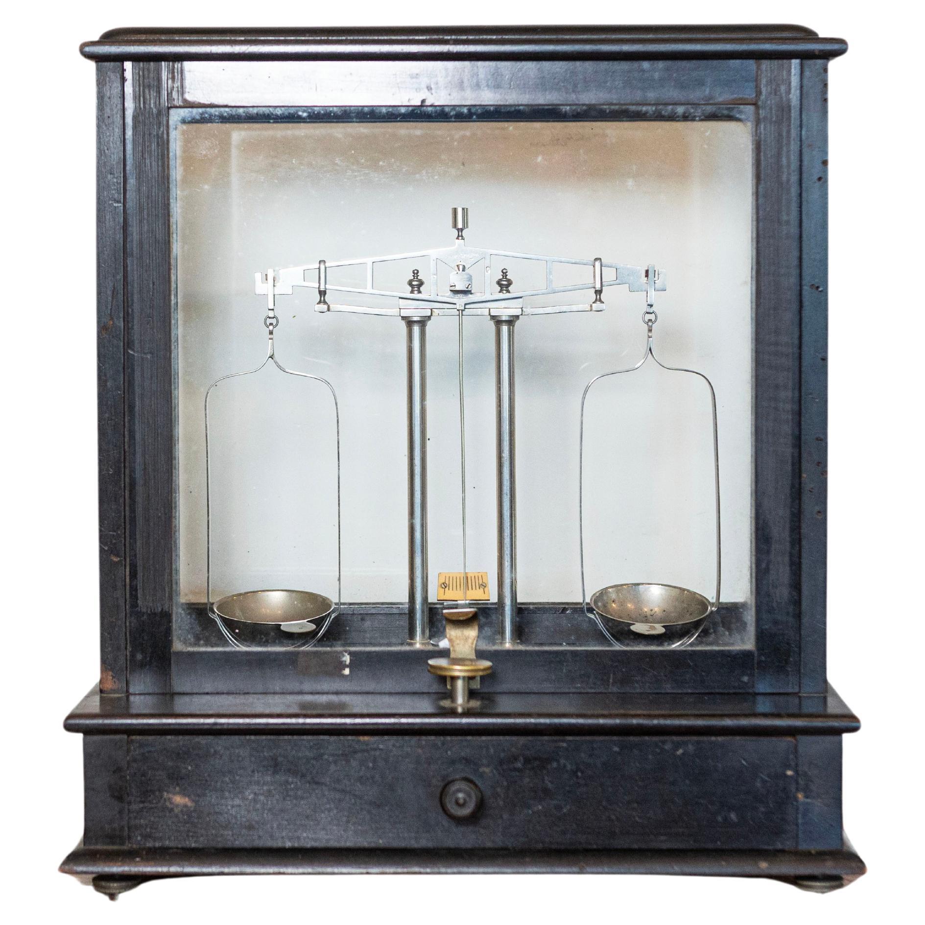 20th Century French Glass Case Scale