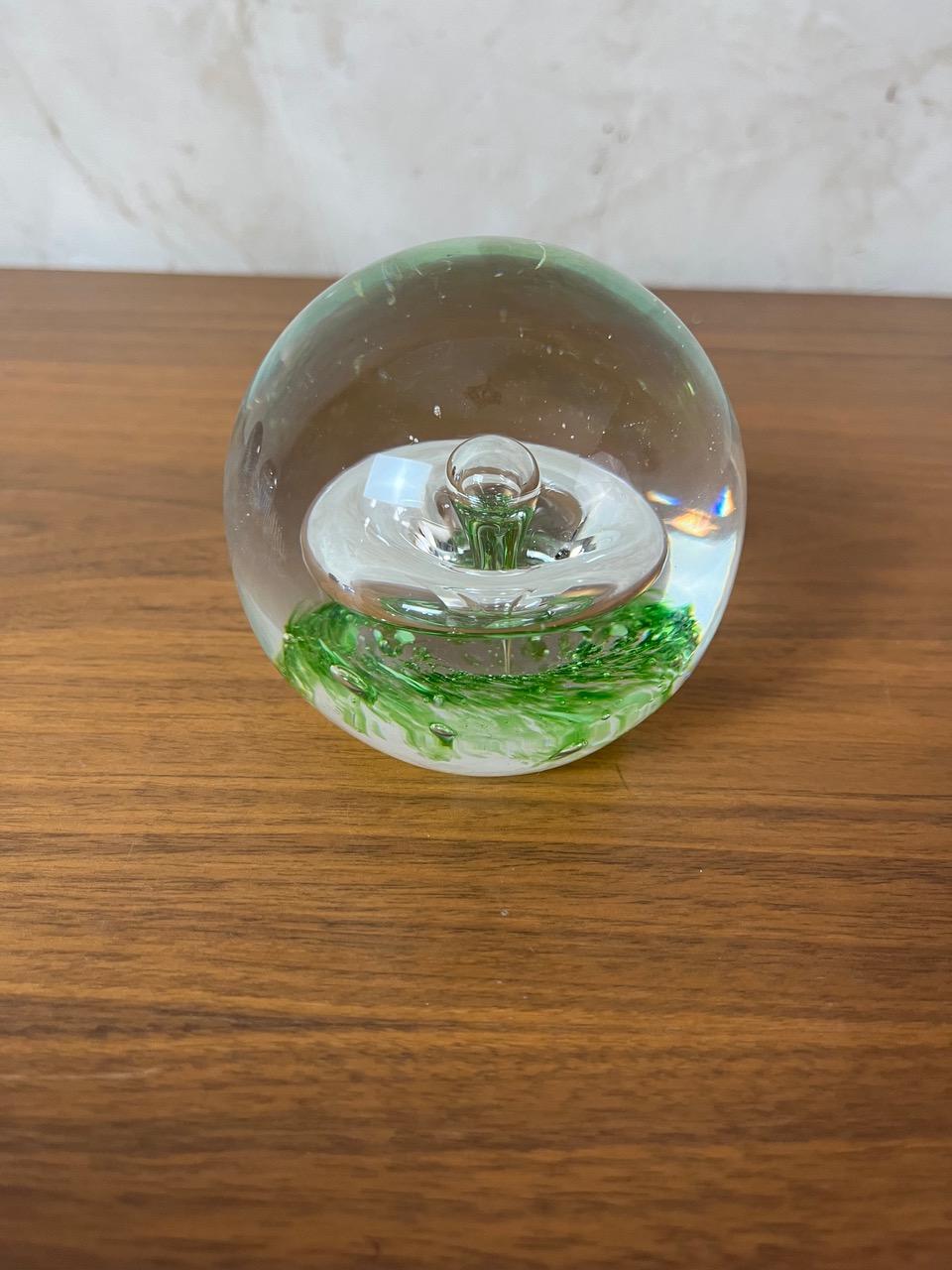 20th century French Glass Paperweight, 1980s For Sale 1
