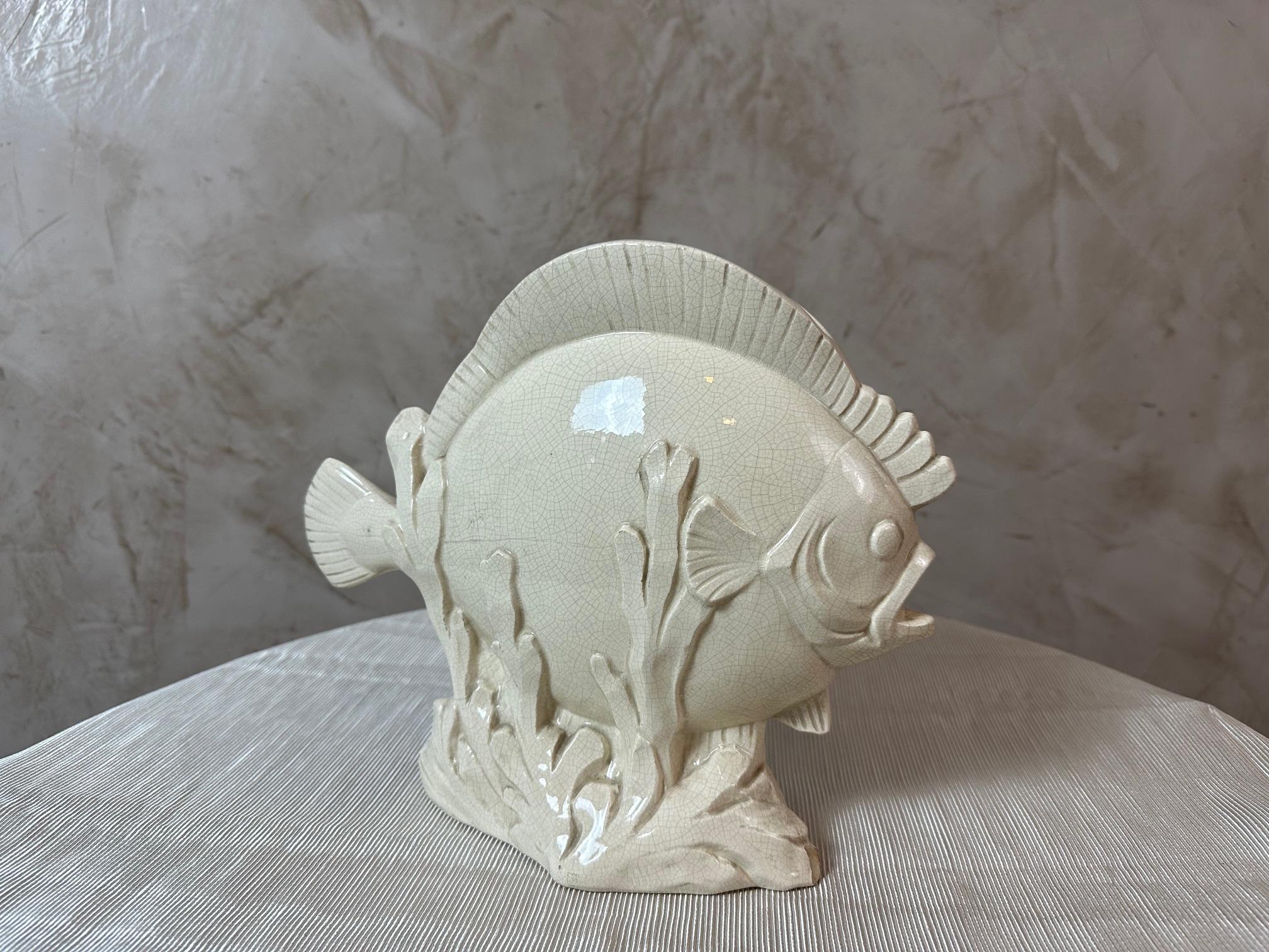 Escultura de pez de cerámica esmaltada francesa del siglo XX Firmada L.Fontinelle, Años 30 en Bueno estado para la venta en LEGNY, FR