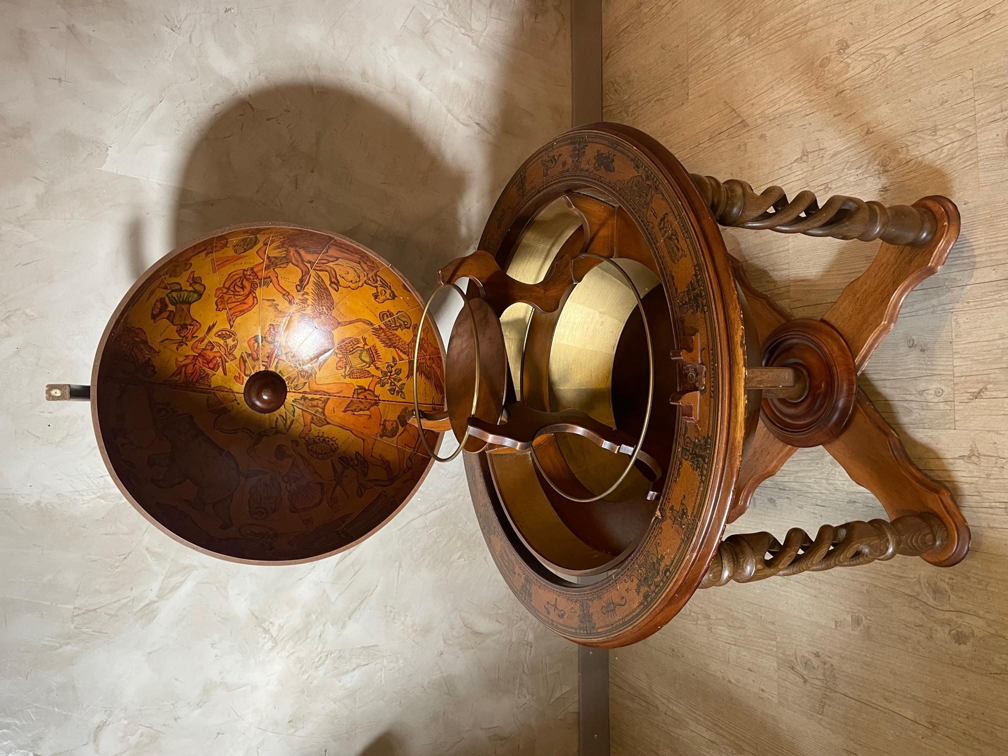 20th century French Globe Cocktail Cabinet Bar with Zodiac signs, 1980s 3