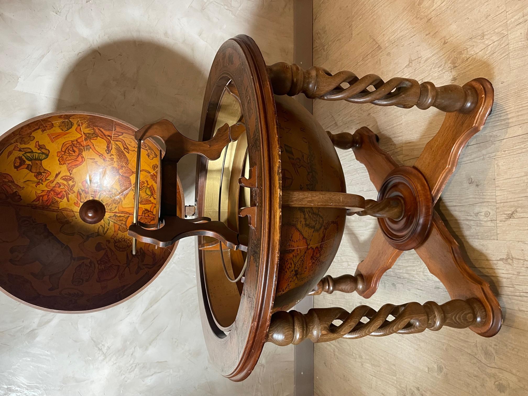 20th century French Globe Cocktail Cabinet Bar with Zodiac signs, 1980s 4