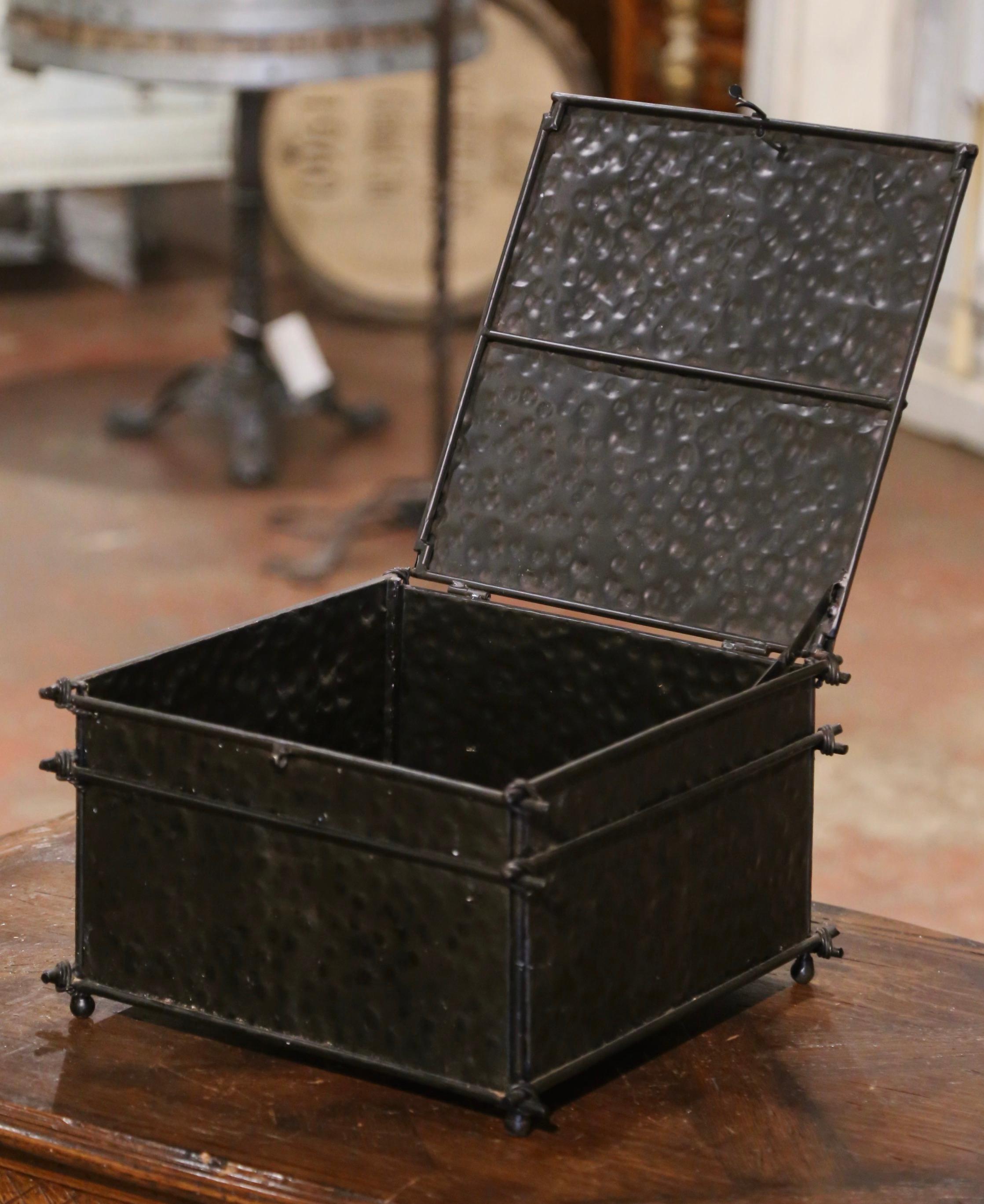 American 20th Century French Gothic Decorative Storage Box with Foliage Motifs For Sale