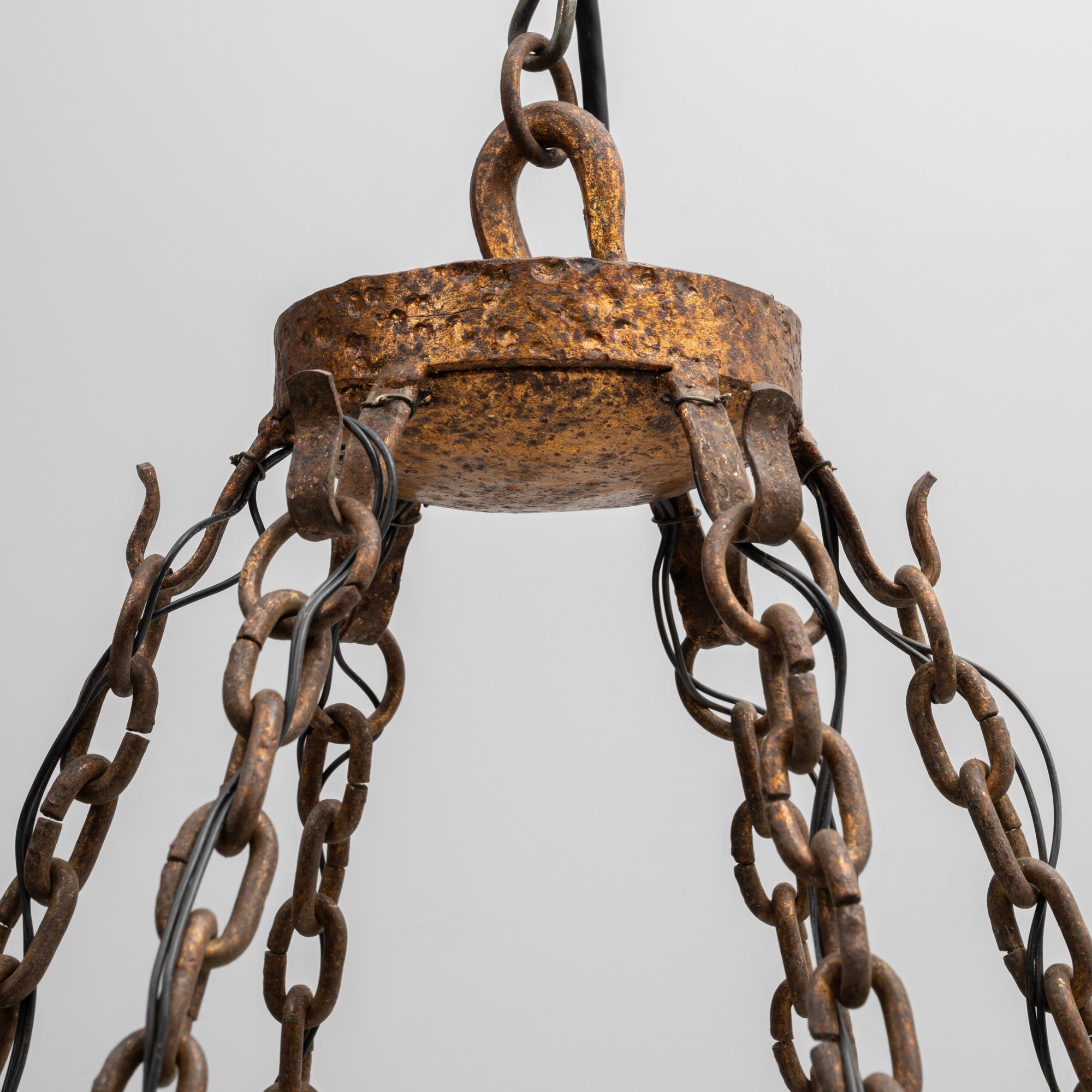 Lampadario a torcia in metallo del XX secolo in stile gotico-revival francese in vendita 5