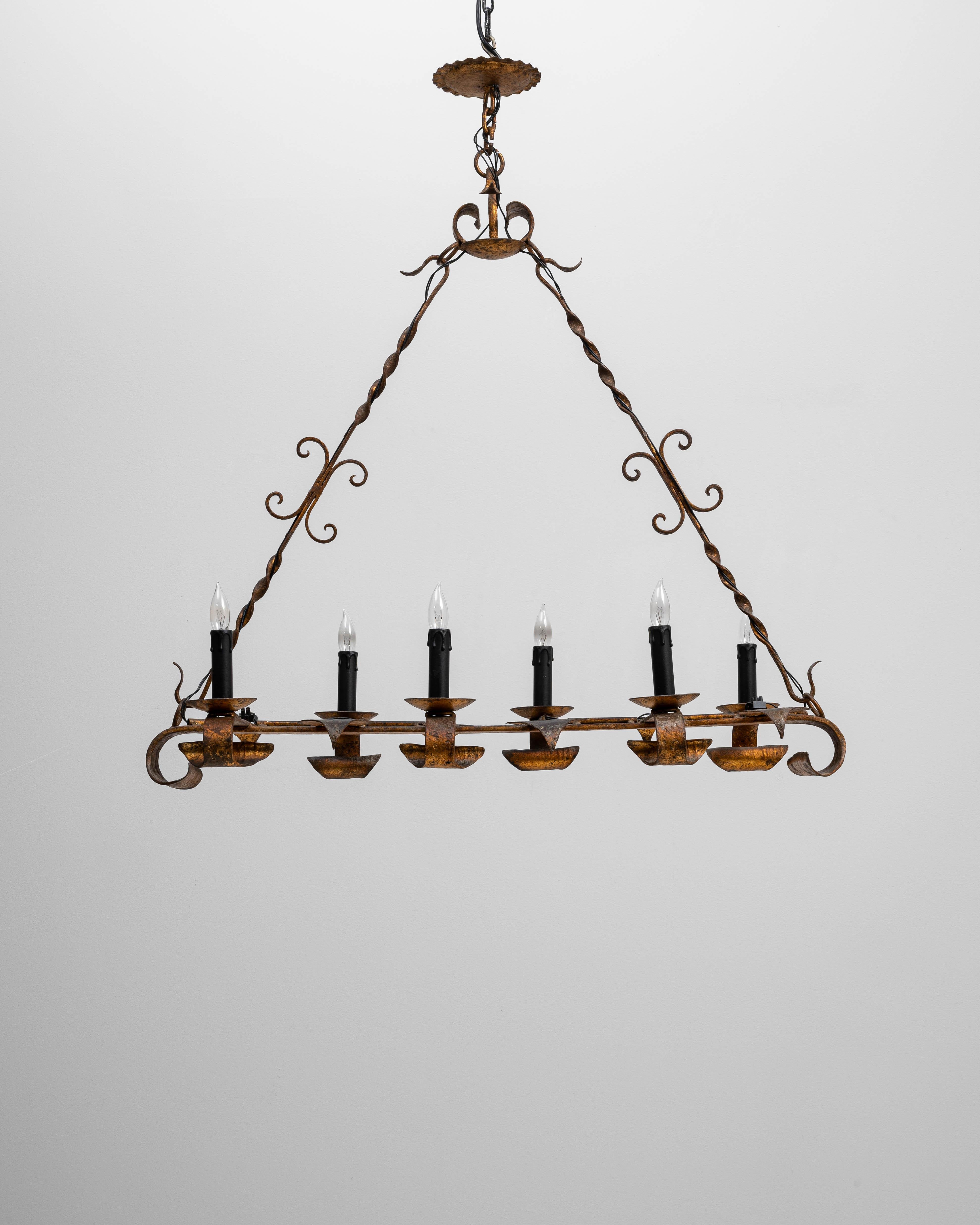 Metallo Lampadario a torcia in metallo del XX secolo in stile gotico-revival francese in vendita