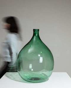 Botella de vidrio verde francesa del siglo XX tipo demijohn - Decoración antigua