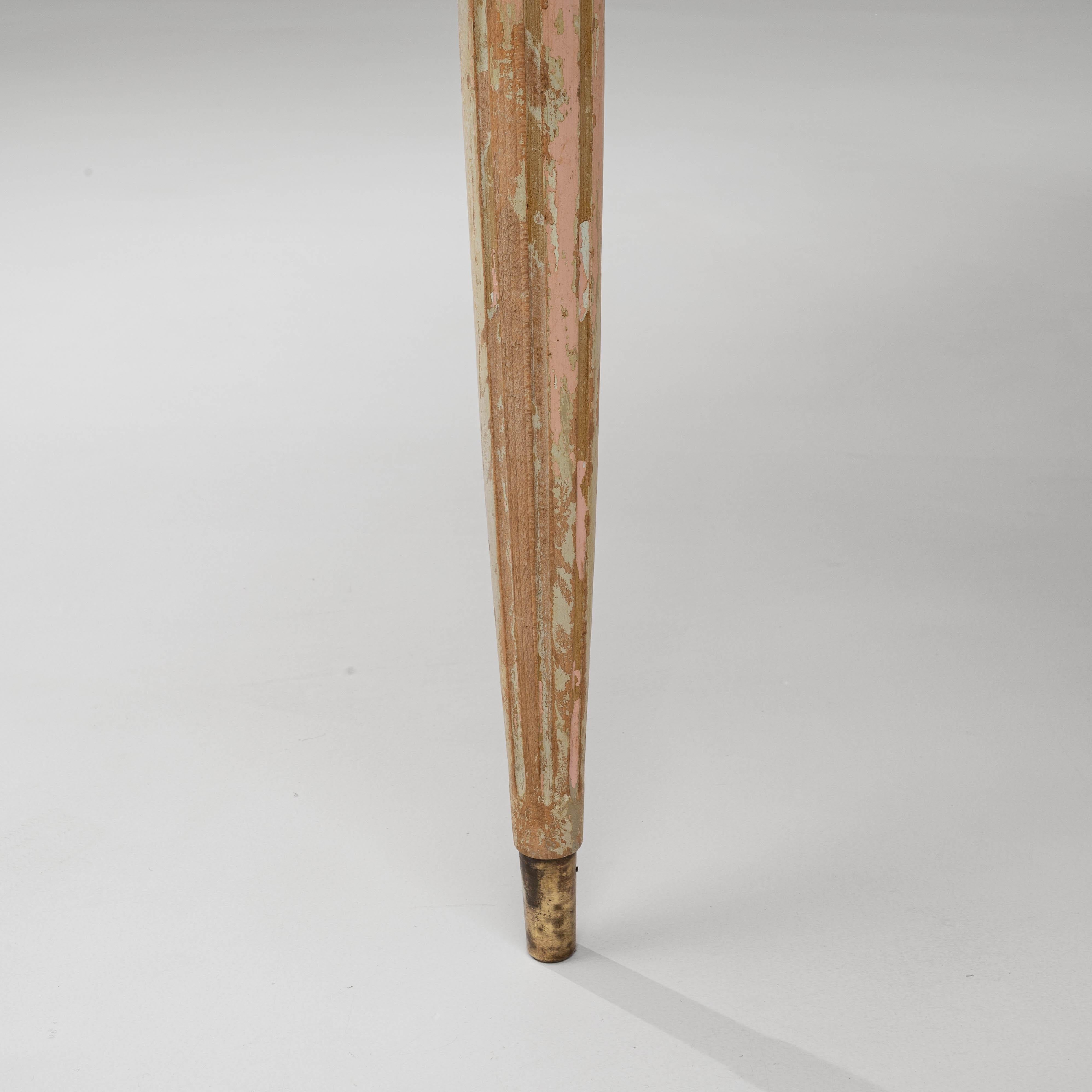 Table d'appoint en bois patiné de style gustavien français du 20e siècle en vente 1