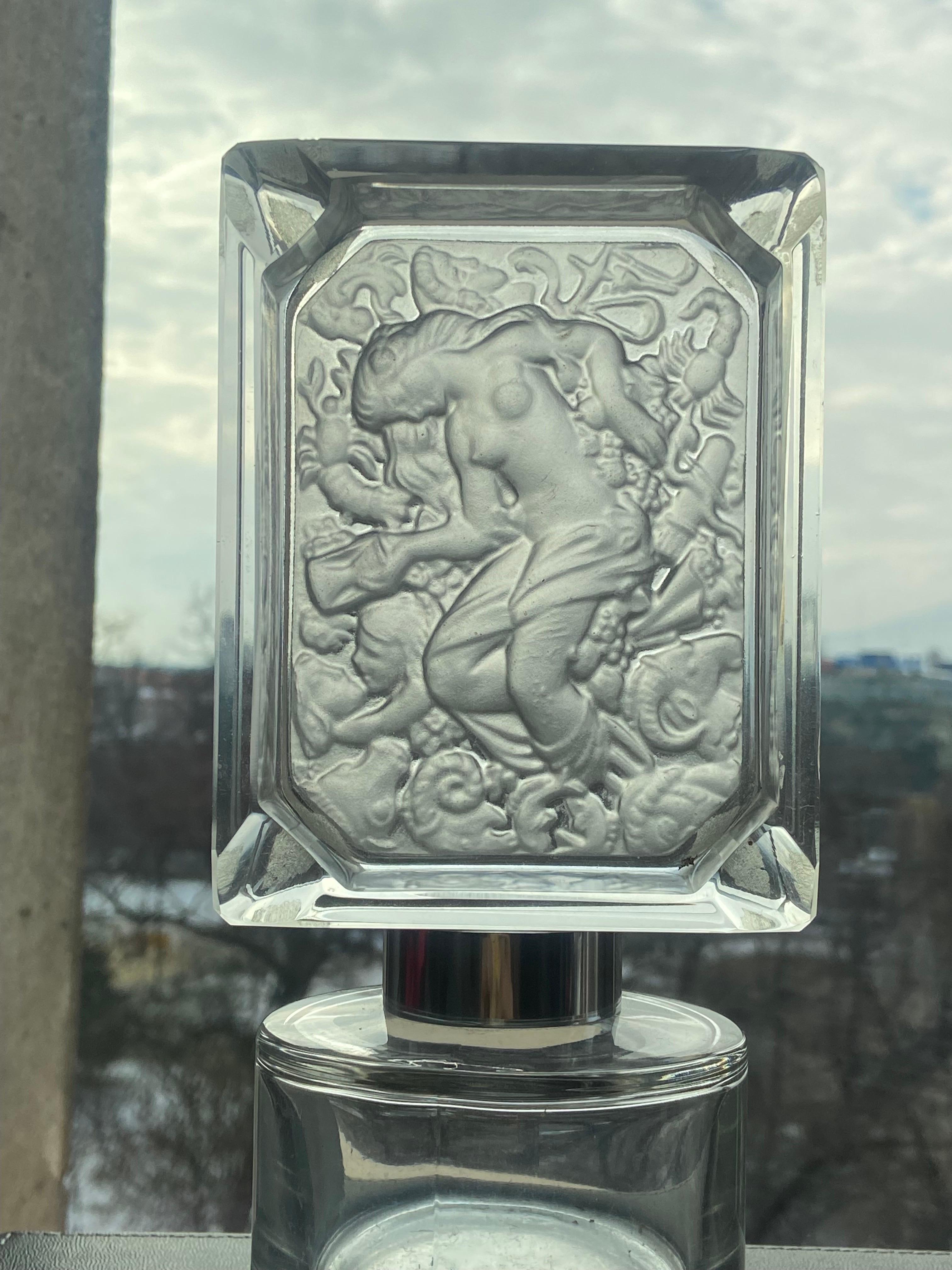 19th Century 20th Century French Hand Carved Crystal Ashtray with Woman Figure Decoration For Sale