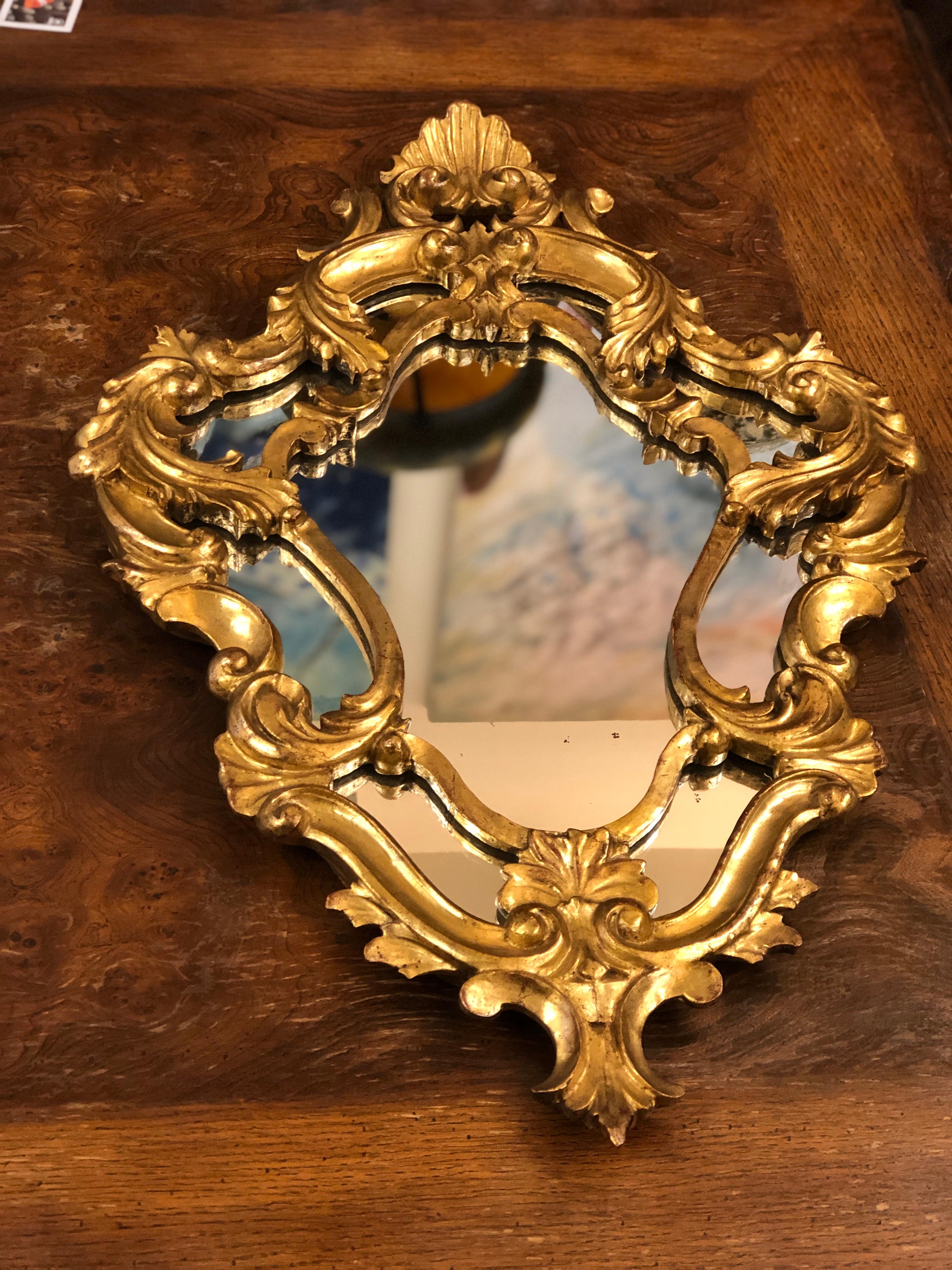 20th Century French Hand Carved Giltwood Rocaille Crystal Mirror In Good Condition For Sale In Sofia, BG