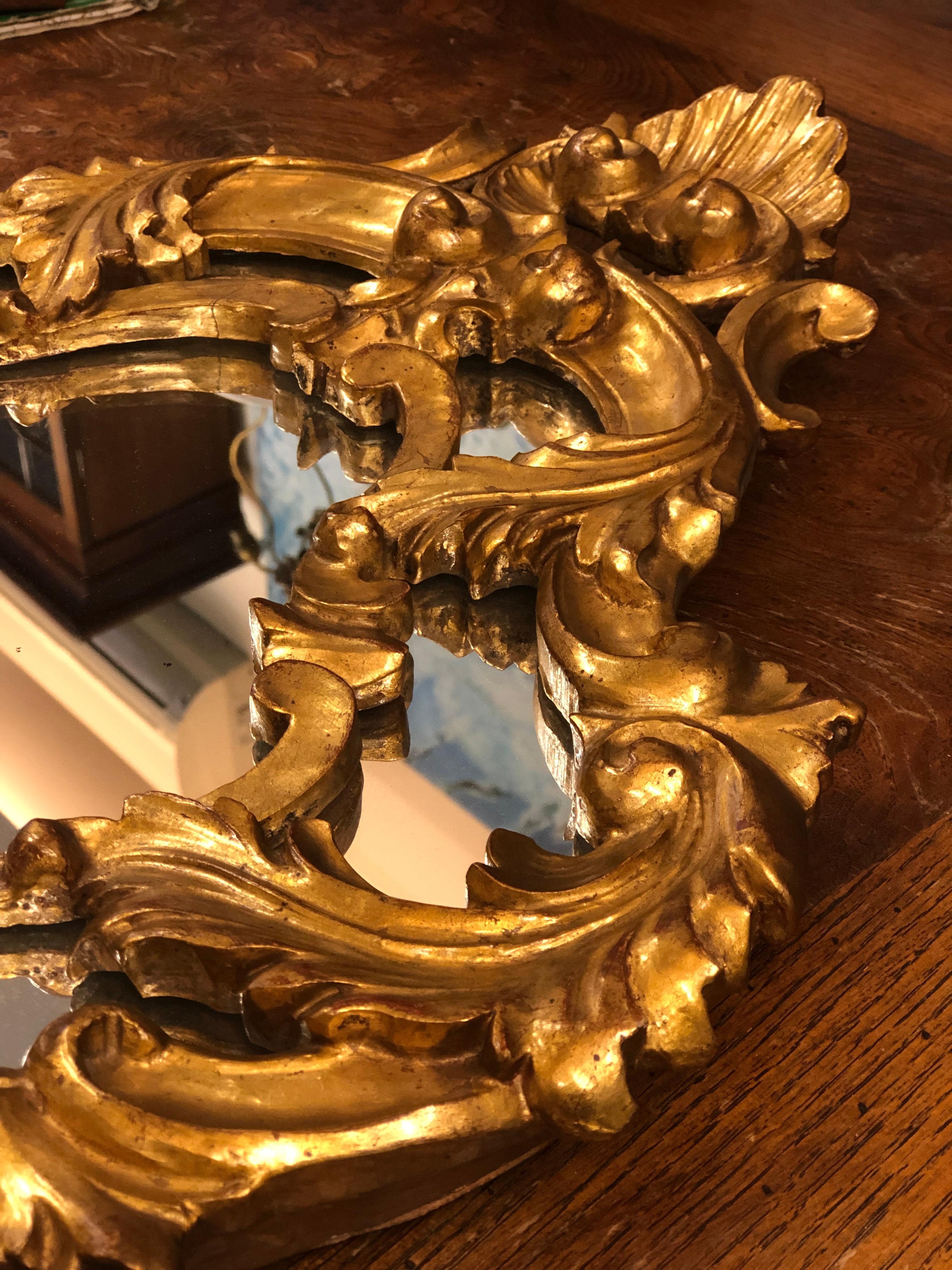 20th Century French Hand Carved Giltwood Rocaille Crystal Mirror For Sale 1