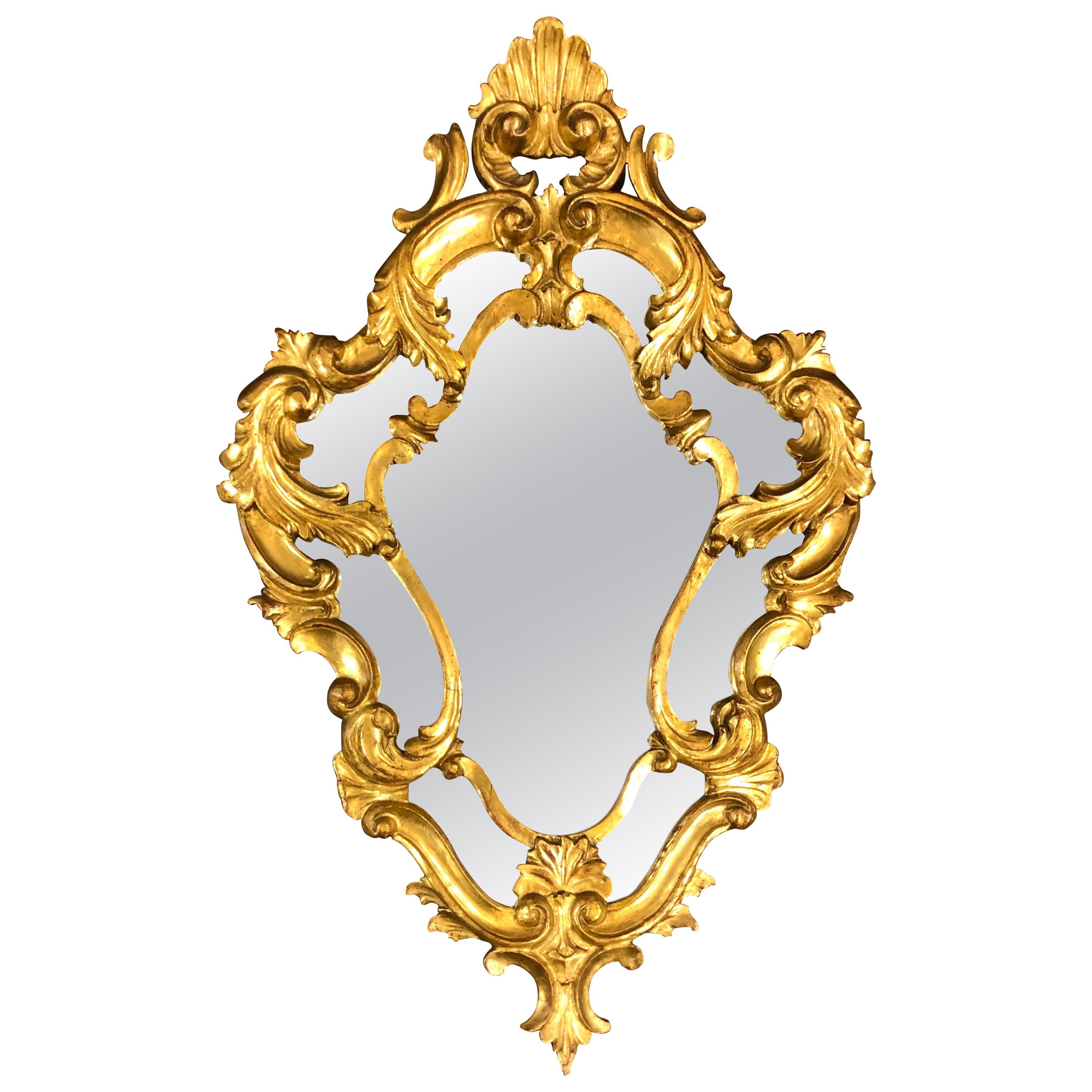 miroir en cristal de rocaille en bois doré sculpté à la main:: français:: 20ème siècle