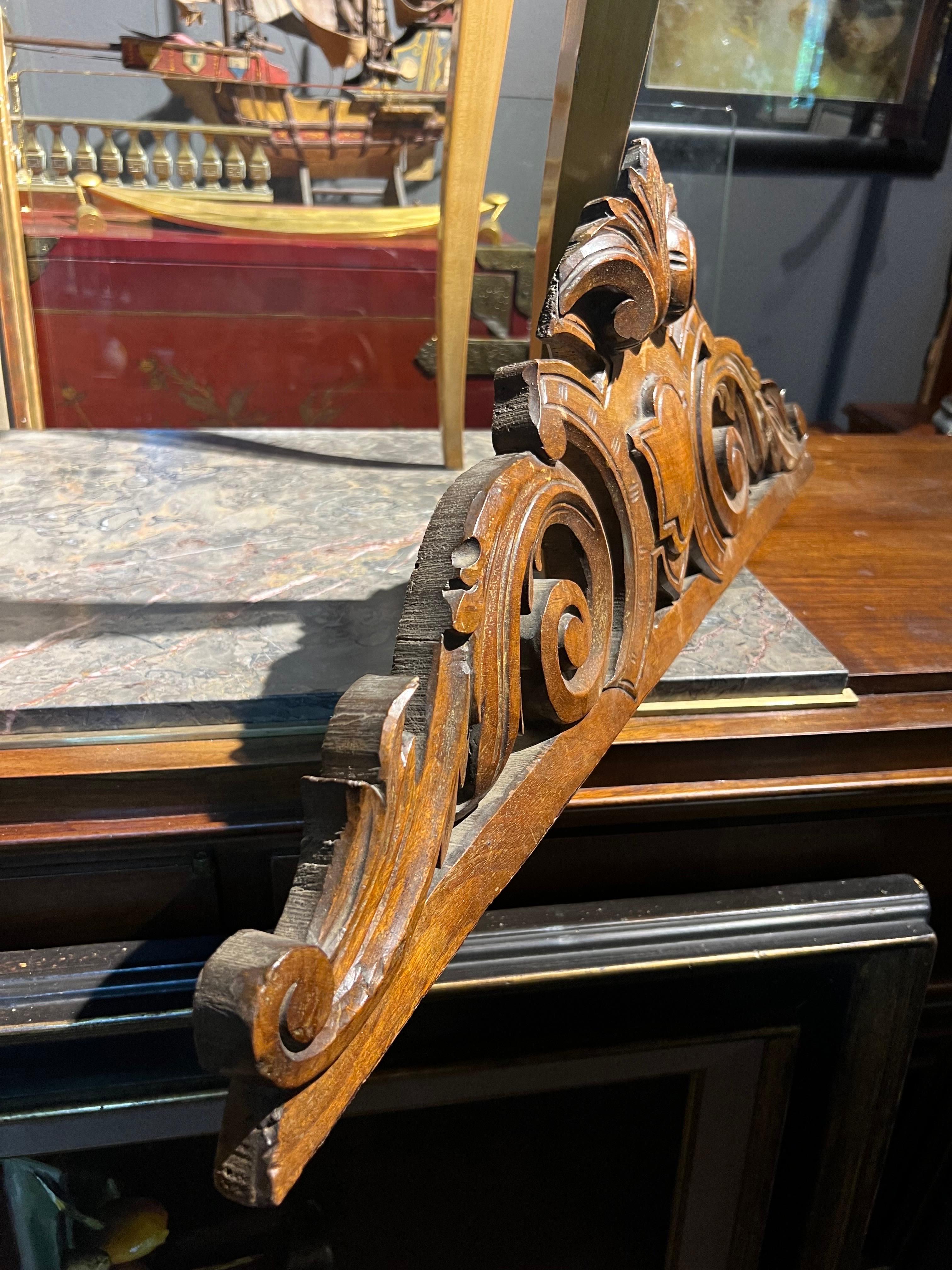 20th Century French Hand Carved Walnut Wall Mounted Decoration In Fair Condition For Sale In Sofia, BG