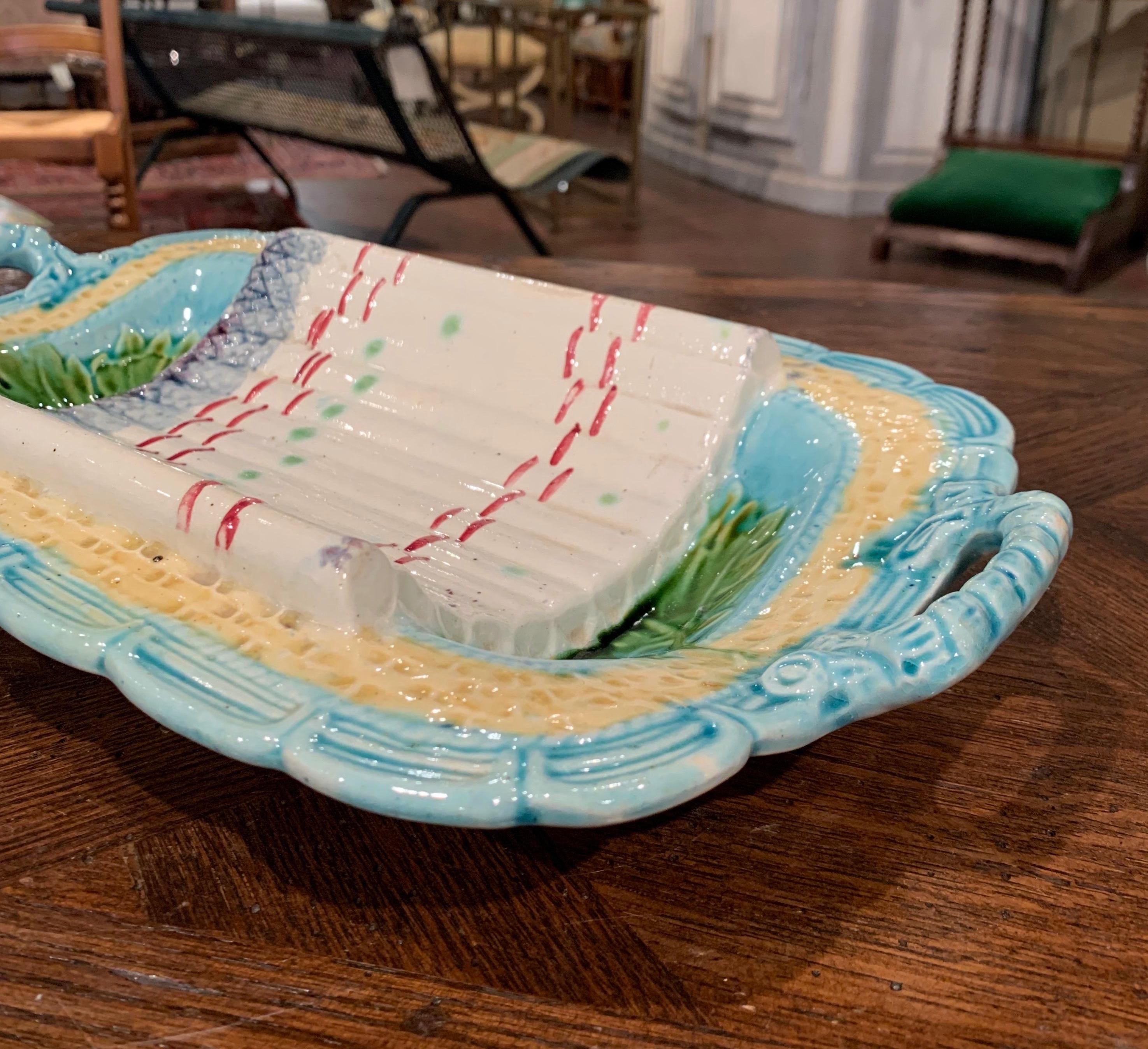 20th Century French Hand Painted Ceramic Barbotine Asparagus Dish from Salins In Excellent Condition In Dallas, TX
