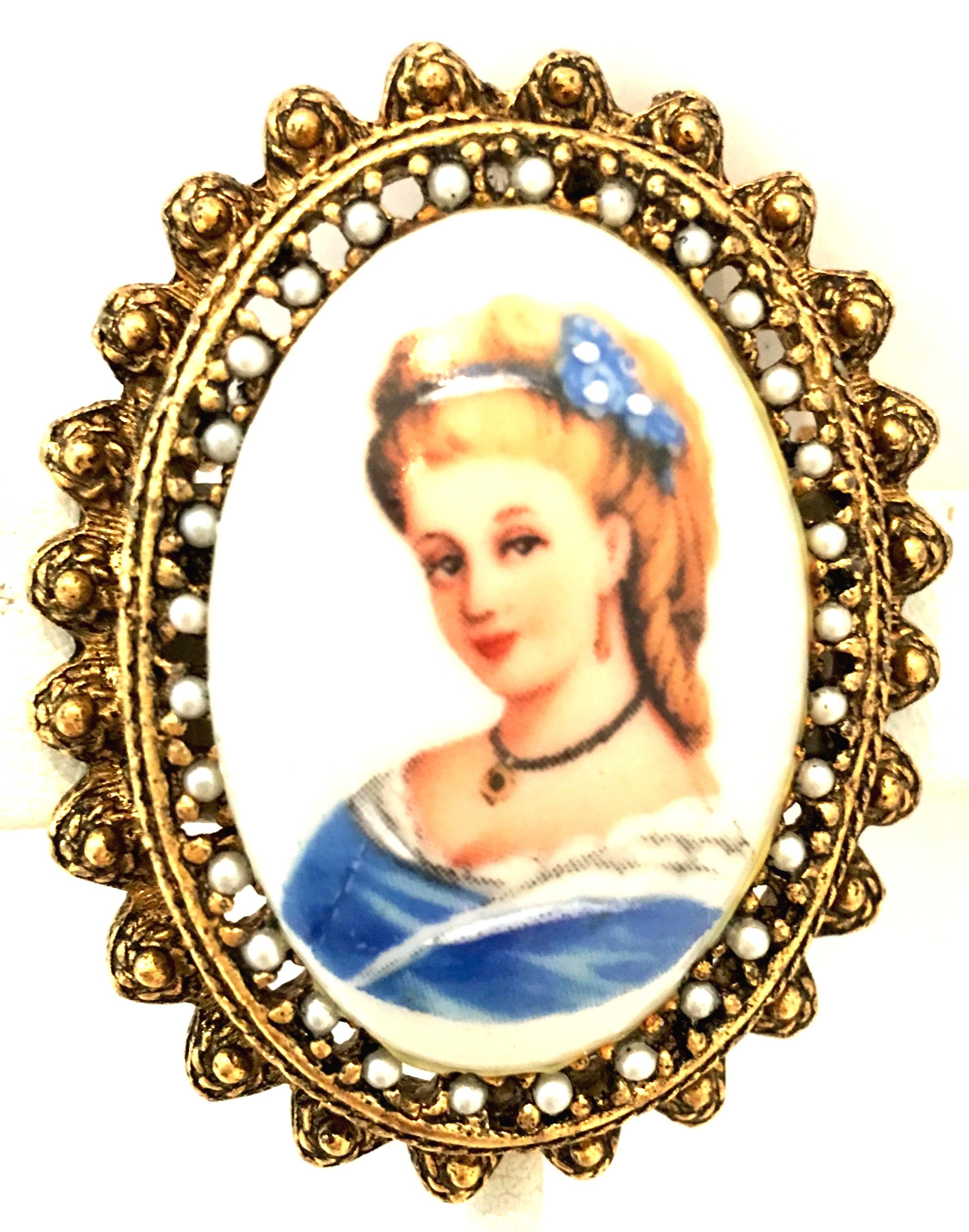 vintage french cameo brooch