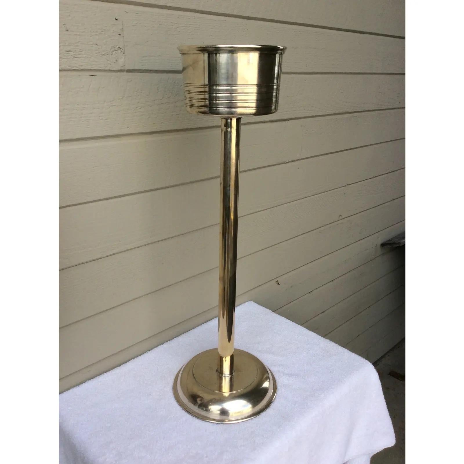 Soporte enfriador de champán de plata de hotel francés del siglo XX Hecho a mano en venta