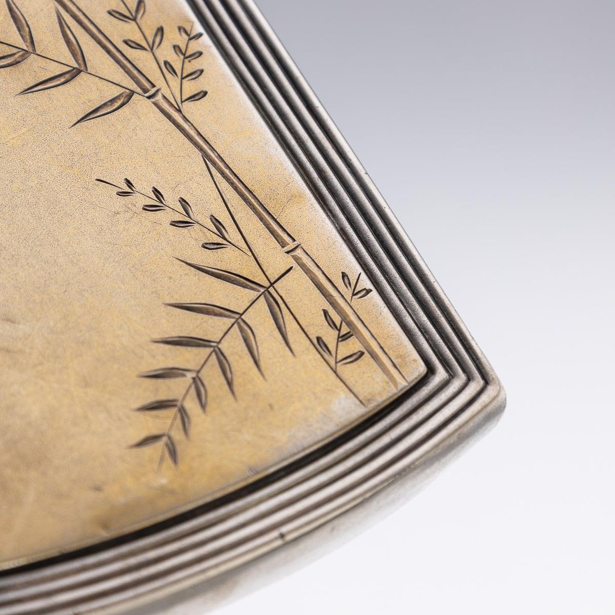 Portasigarette in argento massiccio di importazione francese del XX secolo in vendita 8